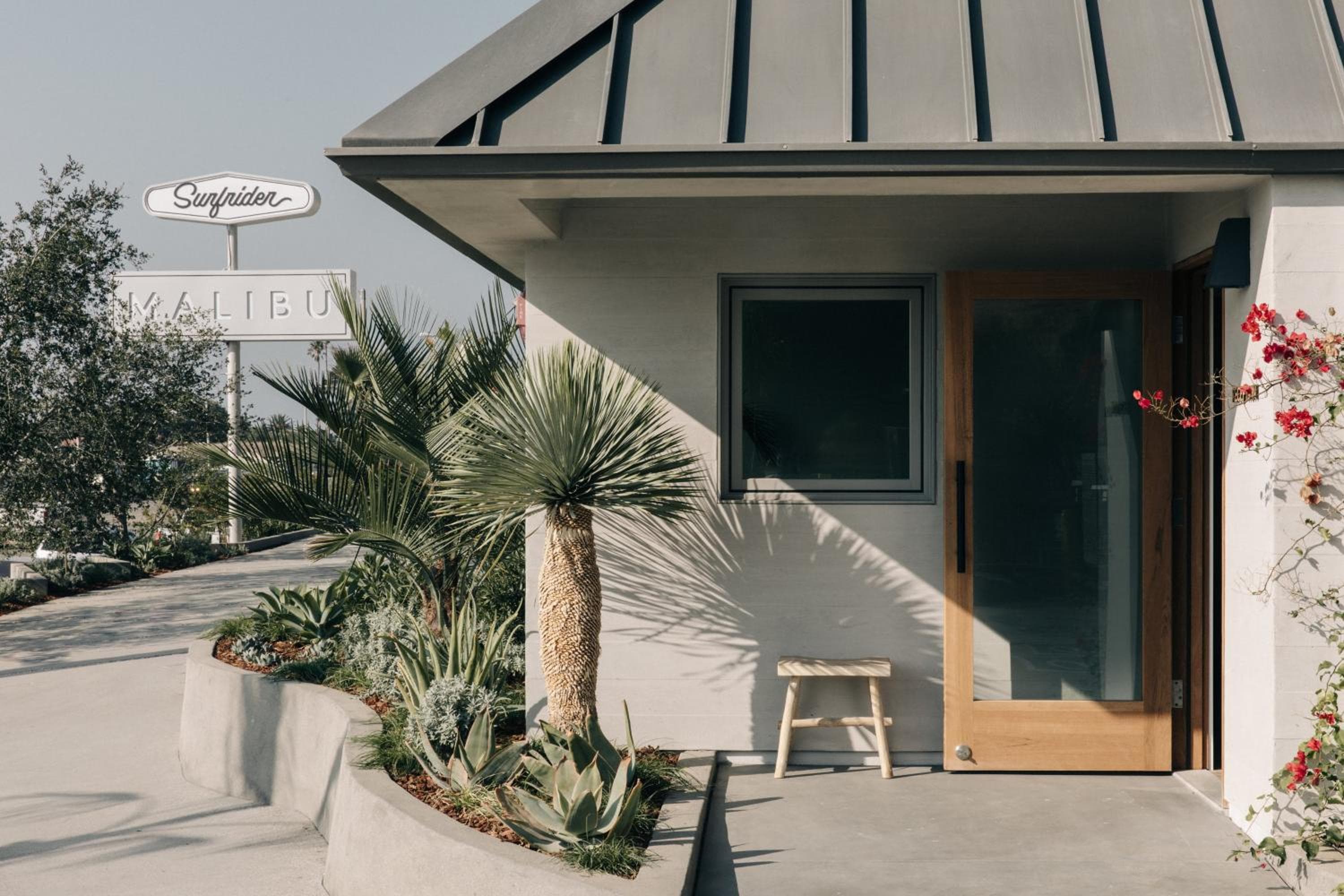 The Surfrider Hotel