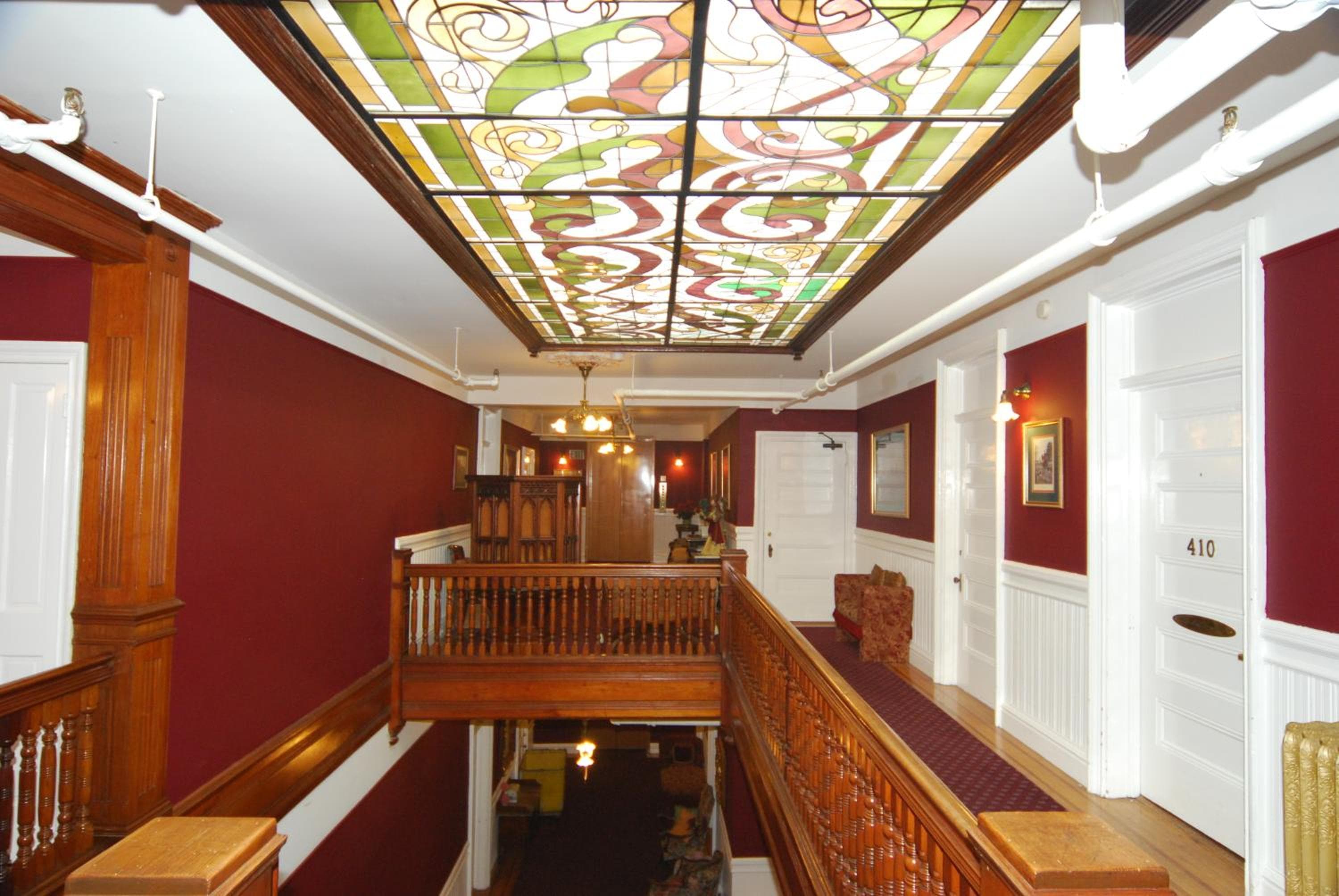 Queen Anne Hotel