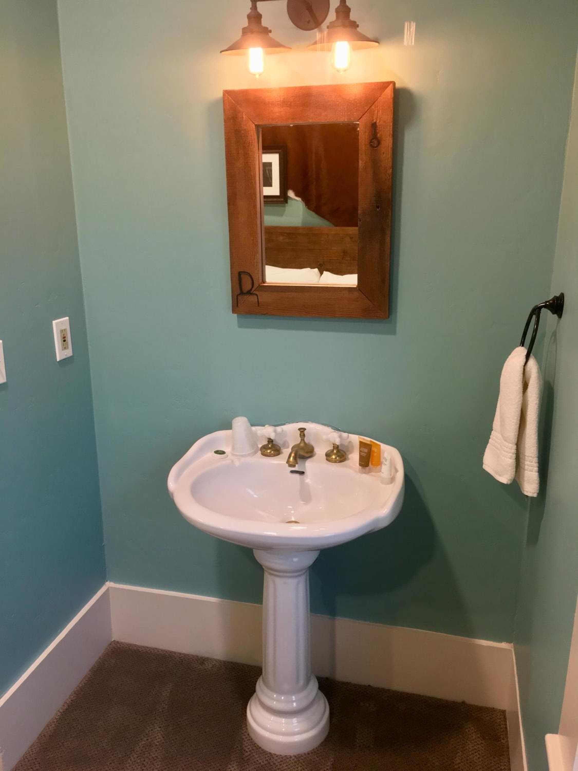The Groveland Hotel
