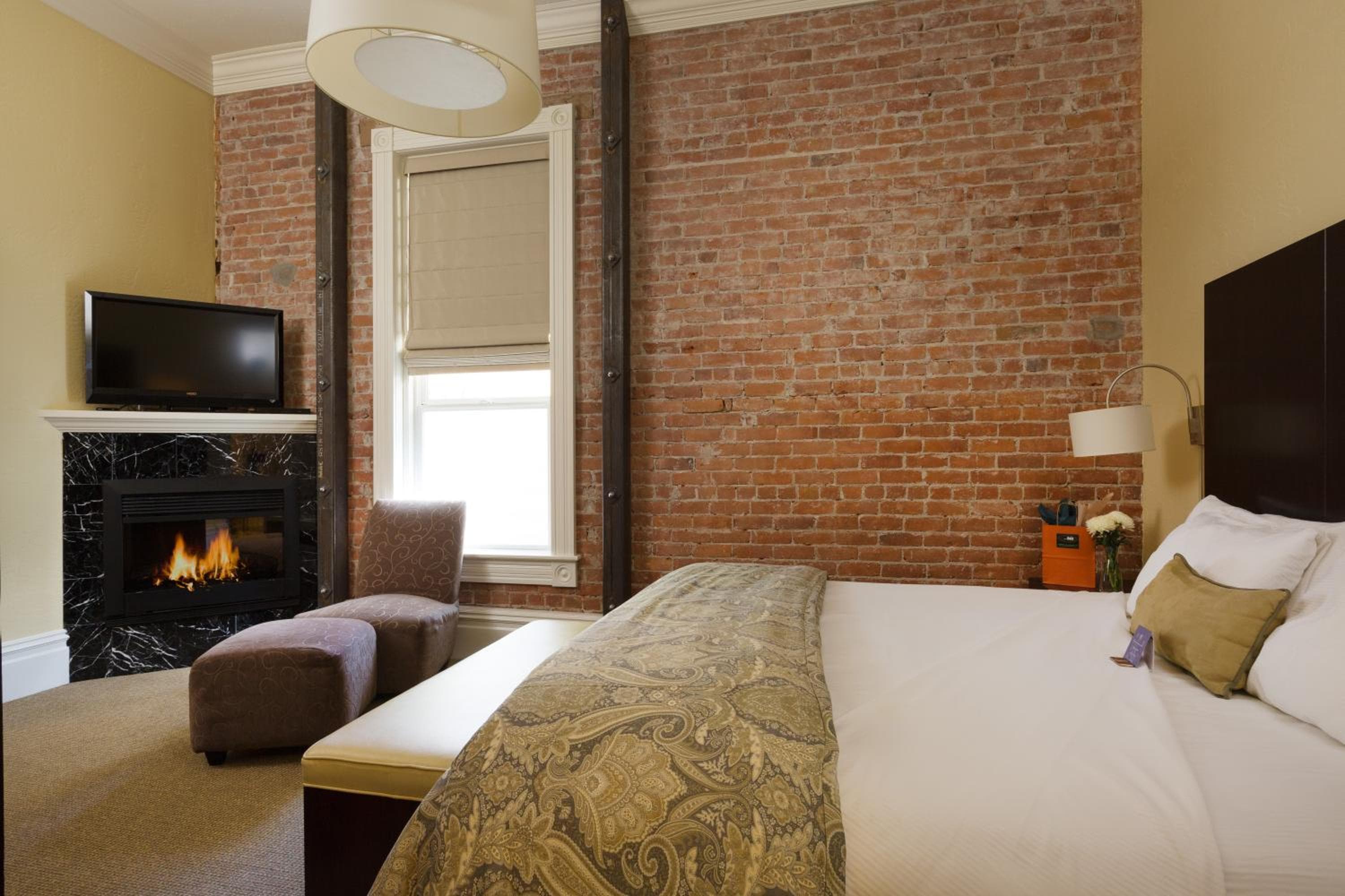 Healdsburg Inn on the Plaza