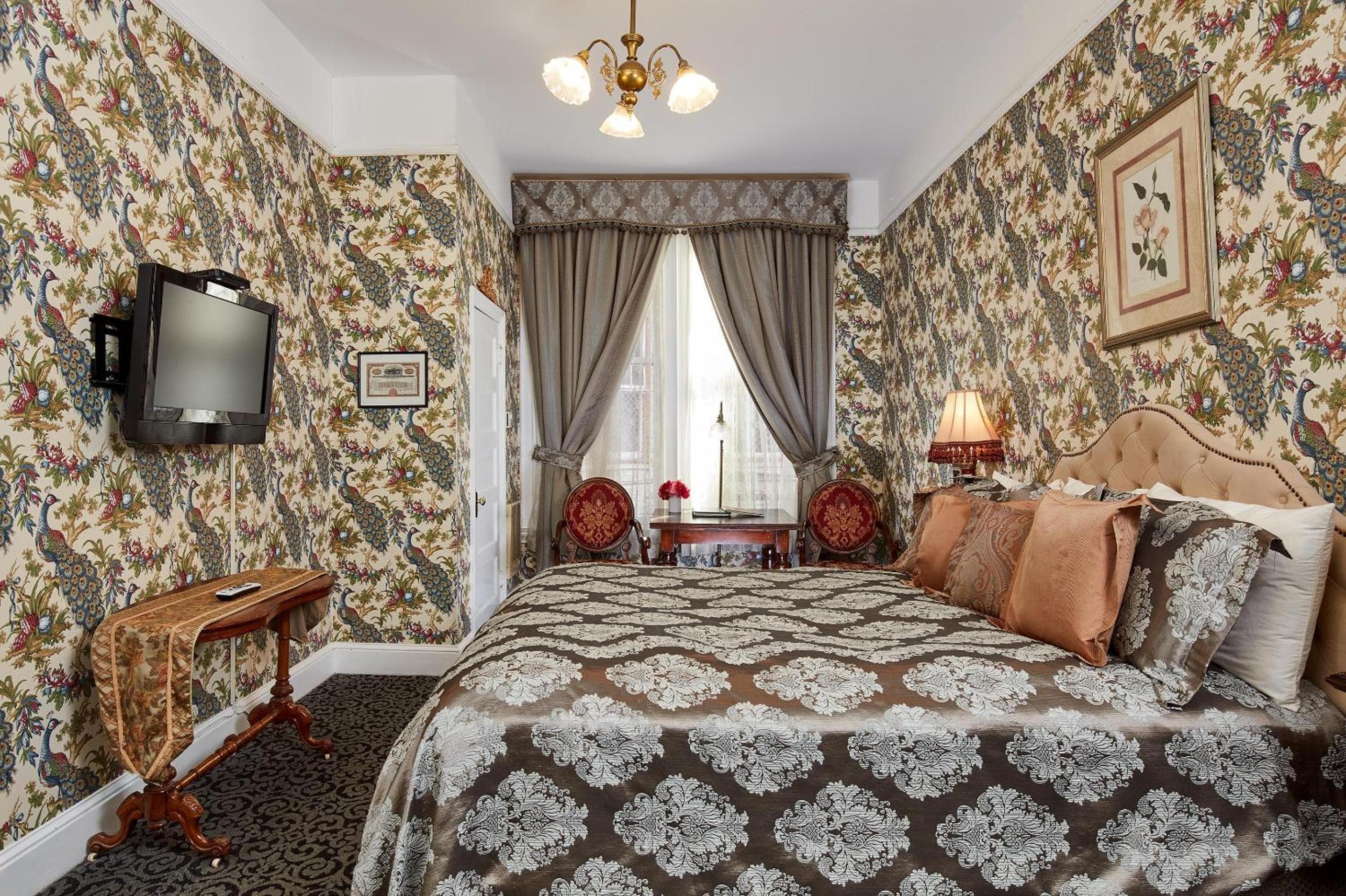 Queen Anne Hotel