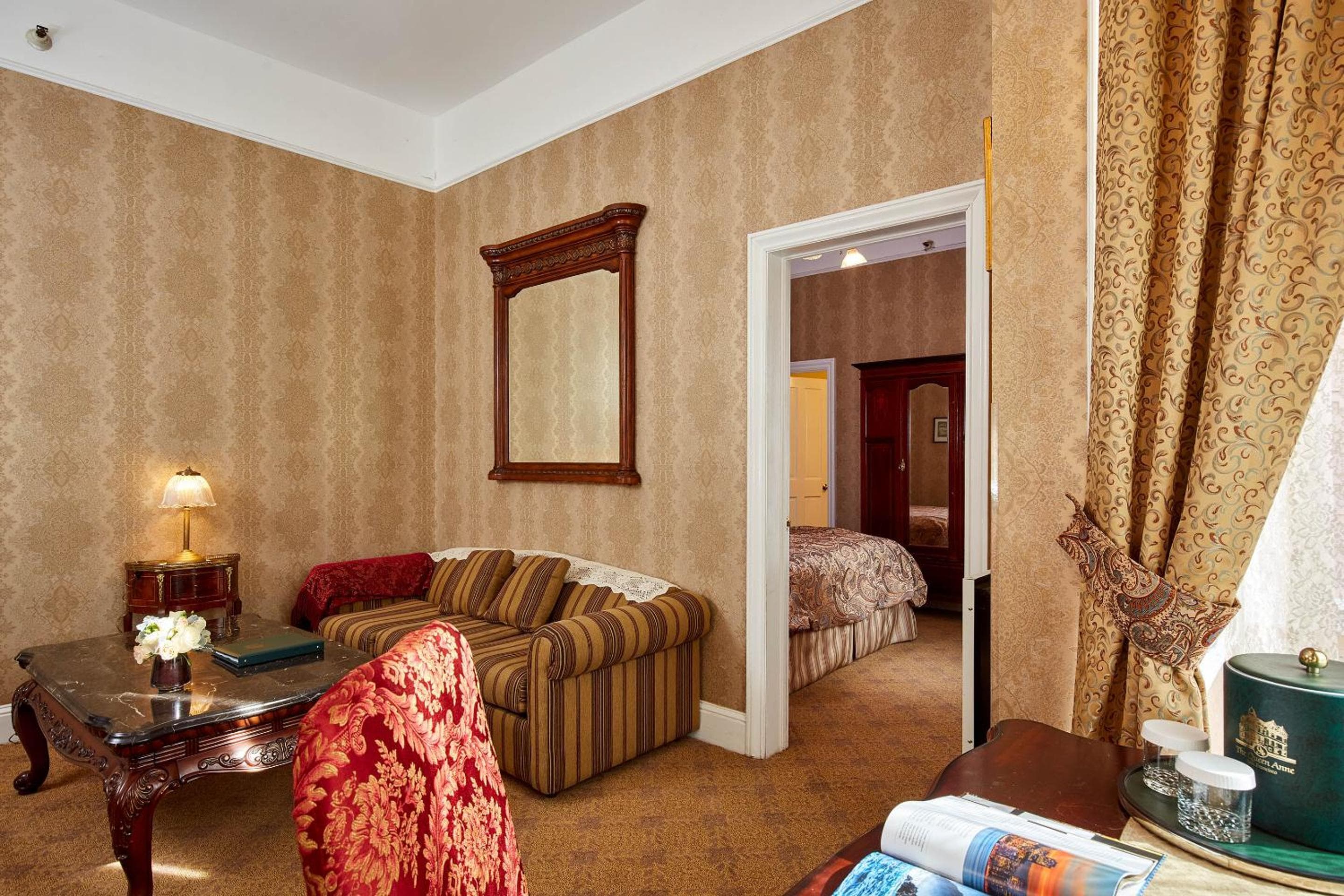 Queen Anne Hotel