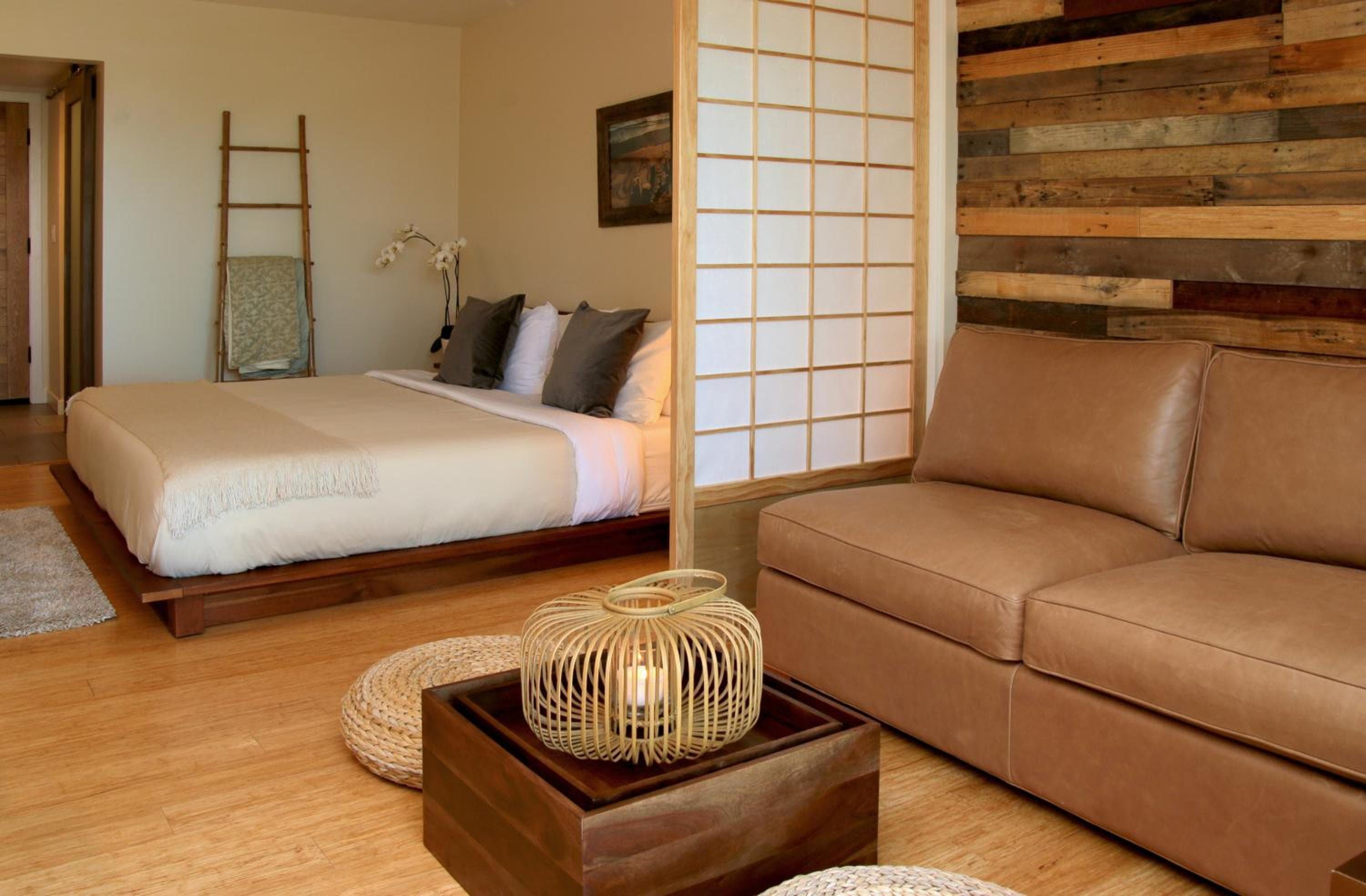 Inn at Moonlight Beach