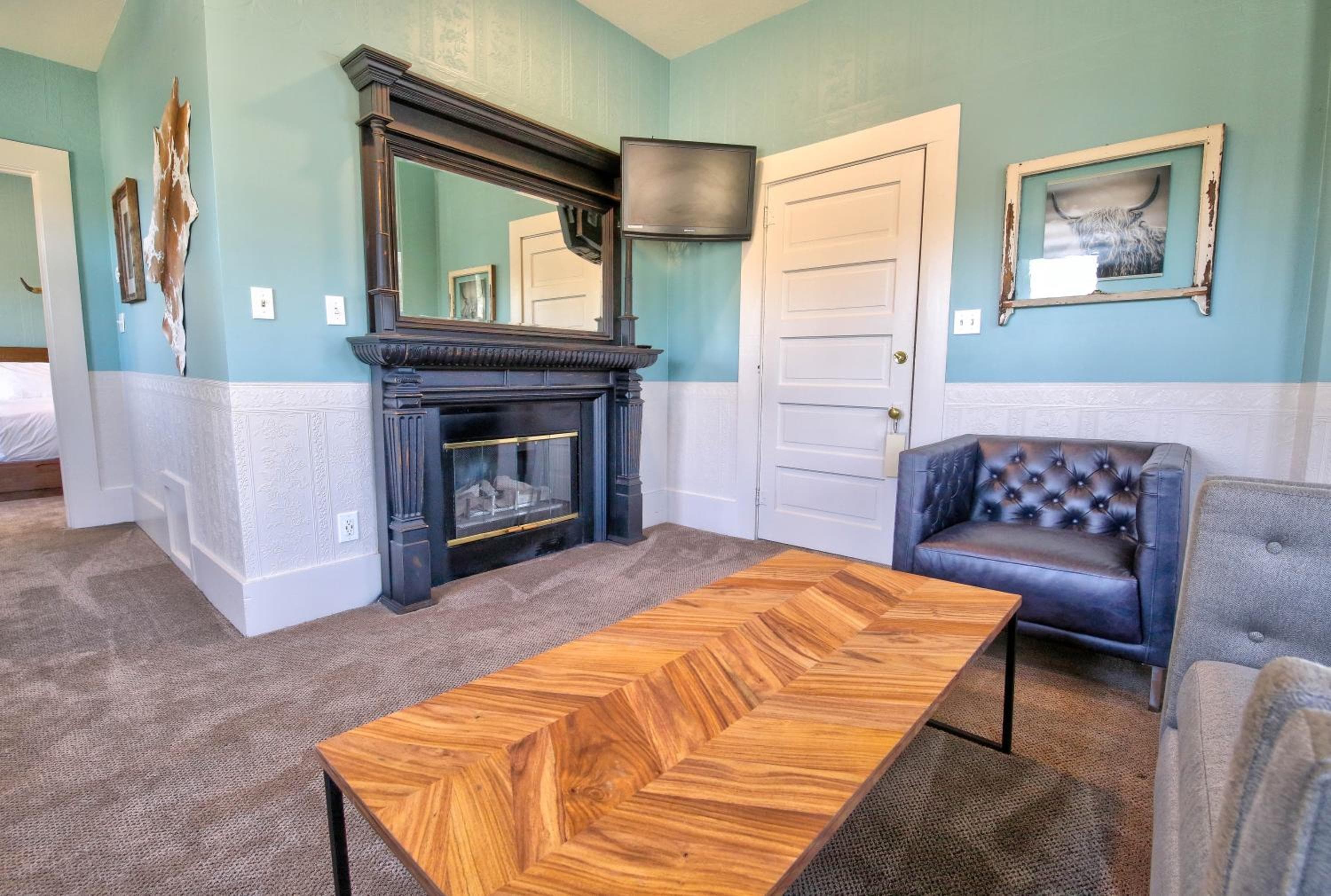 The Groveland Hotel