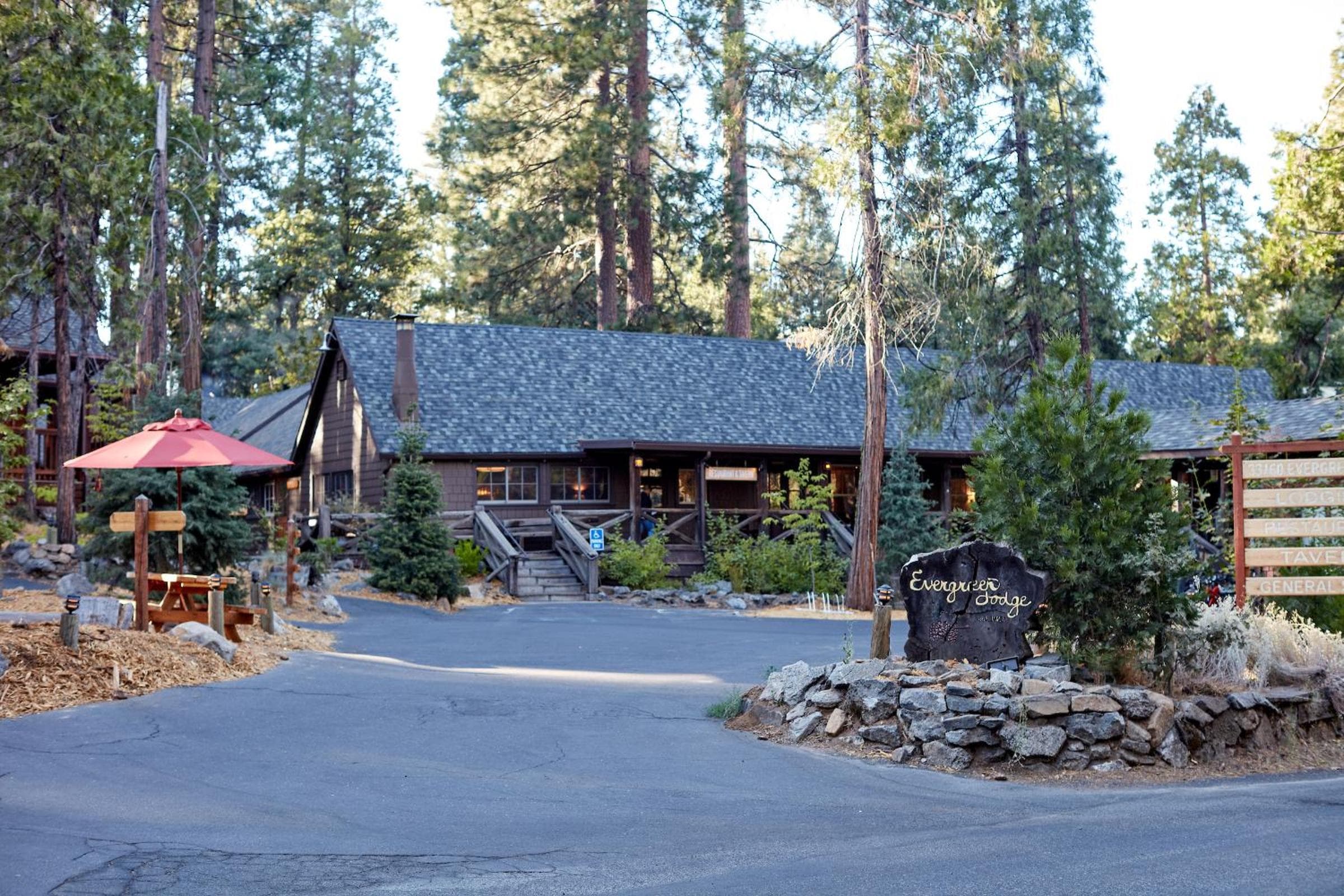 Evergreen Lodge at Yosemite