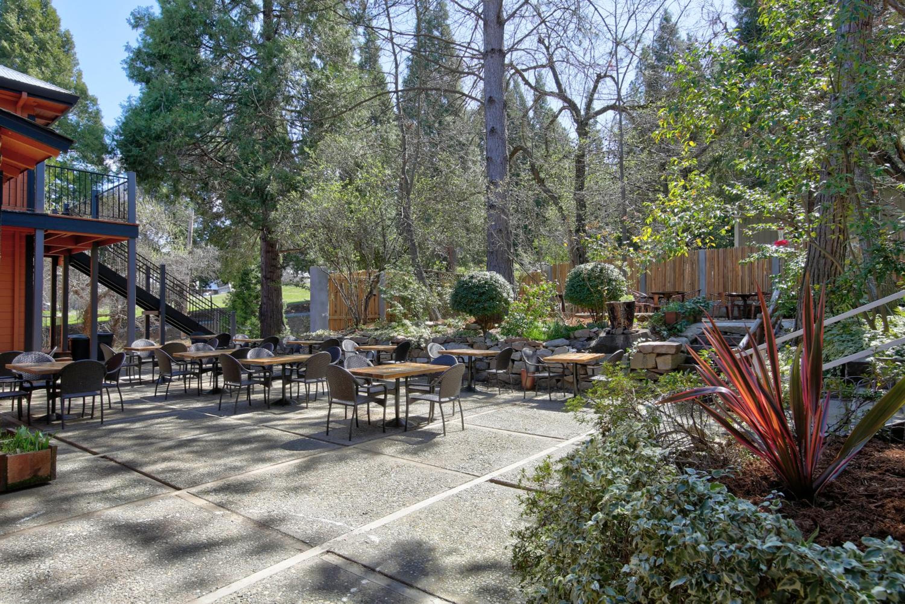 The Groveland Hotel