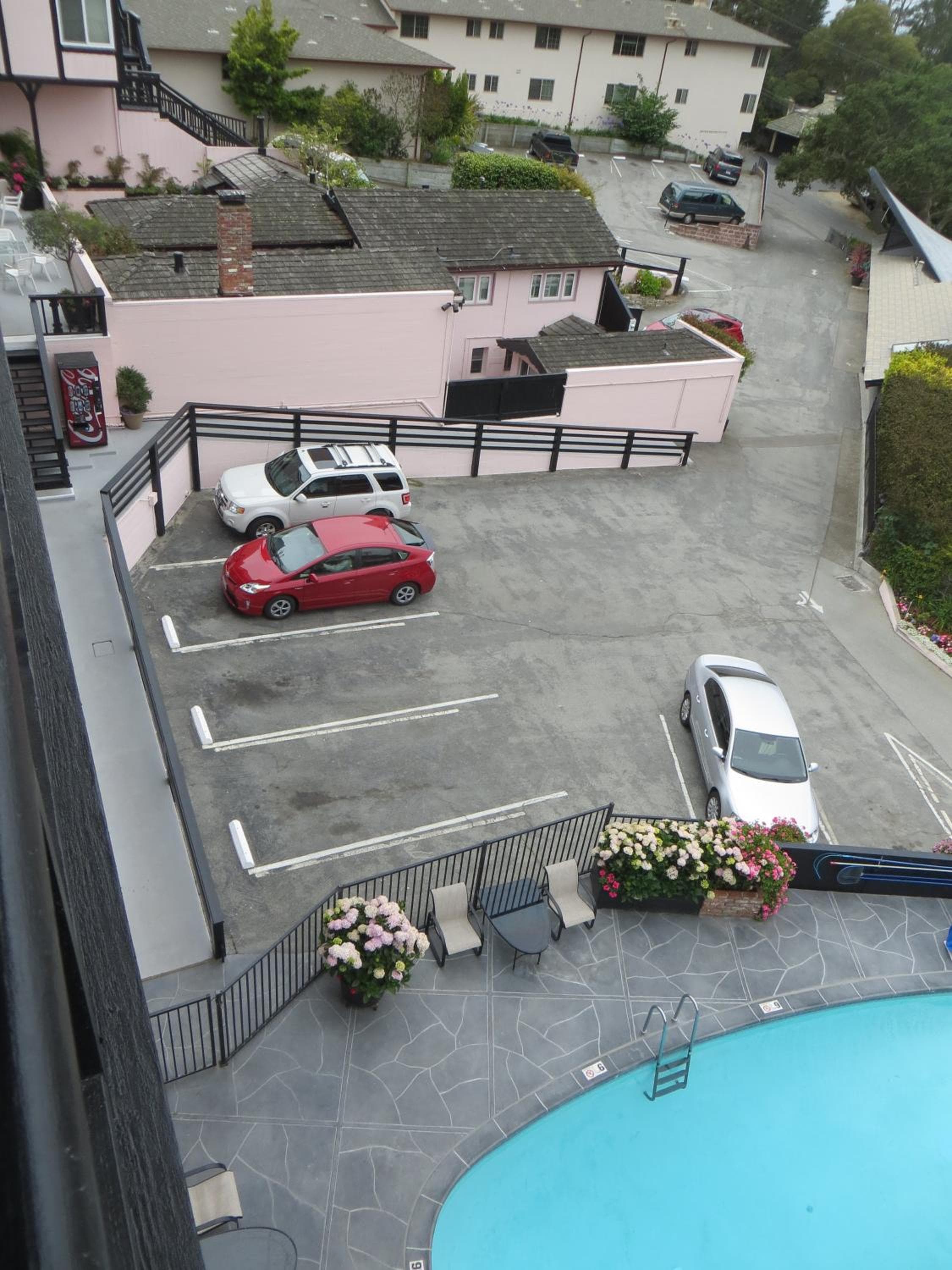 Hofsas House