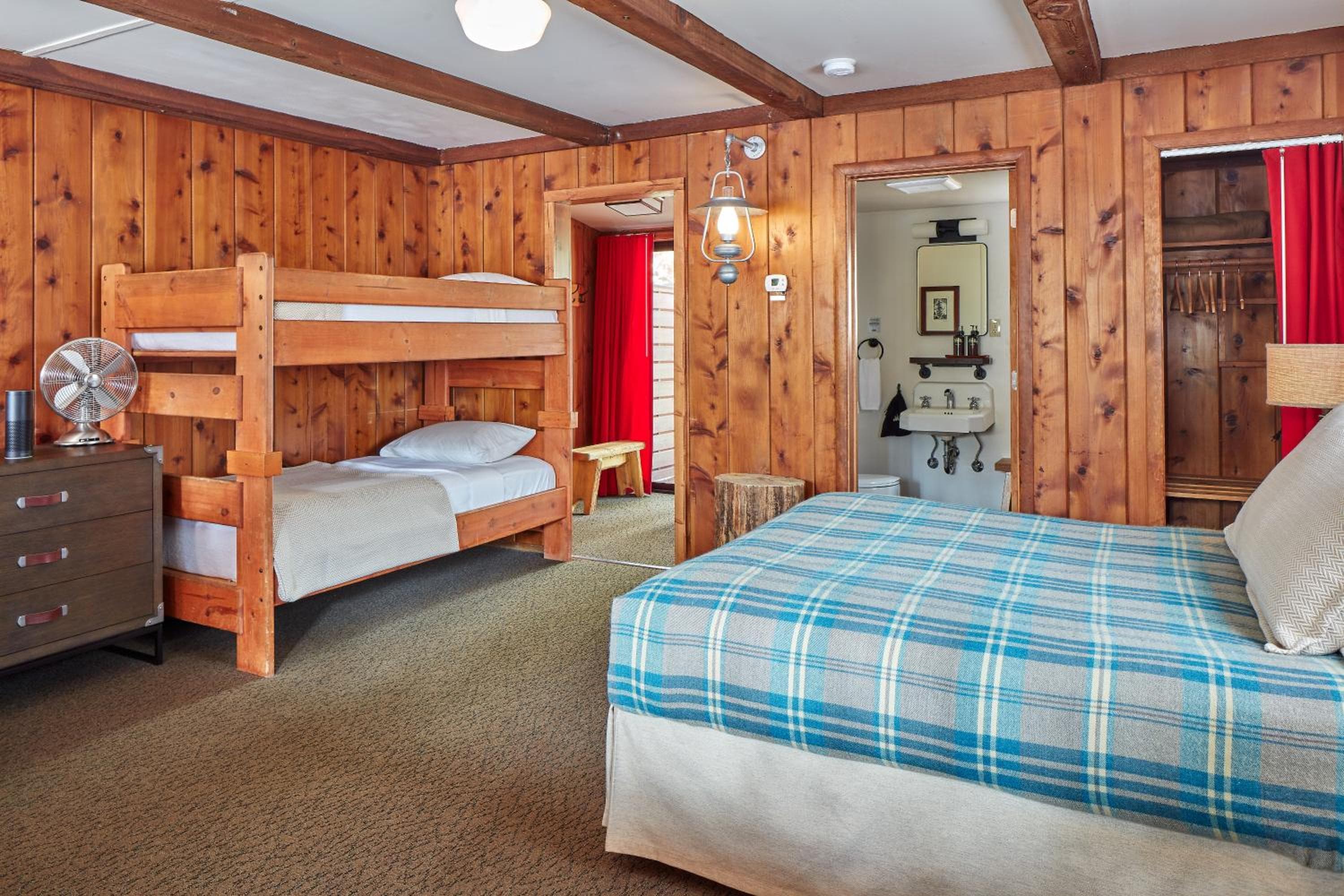 Evergreen Lodge at Yosemite