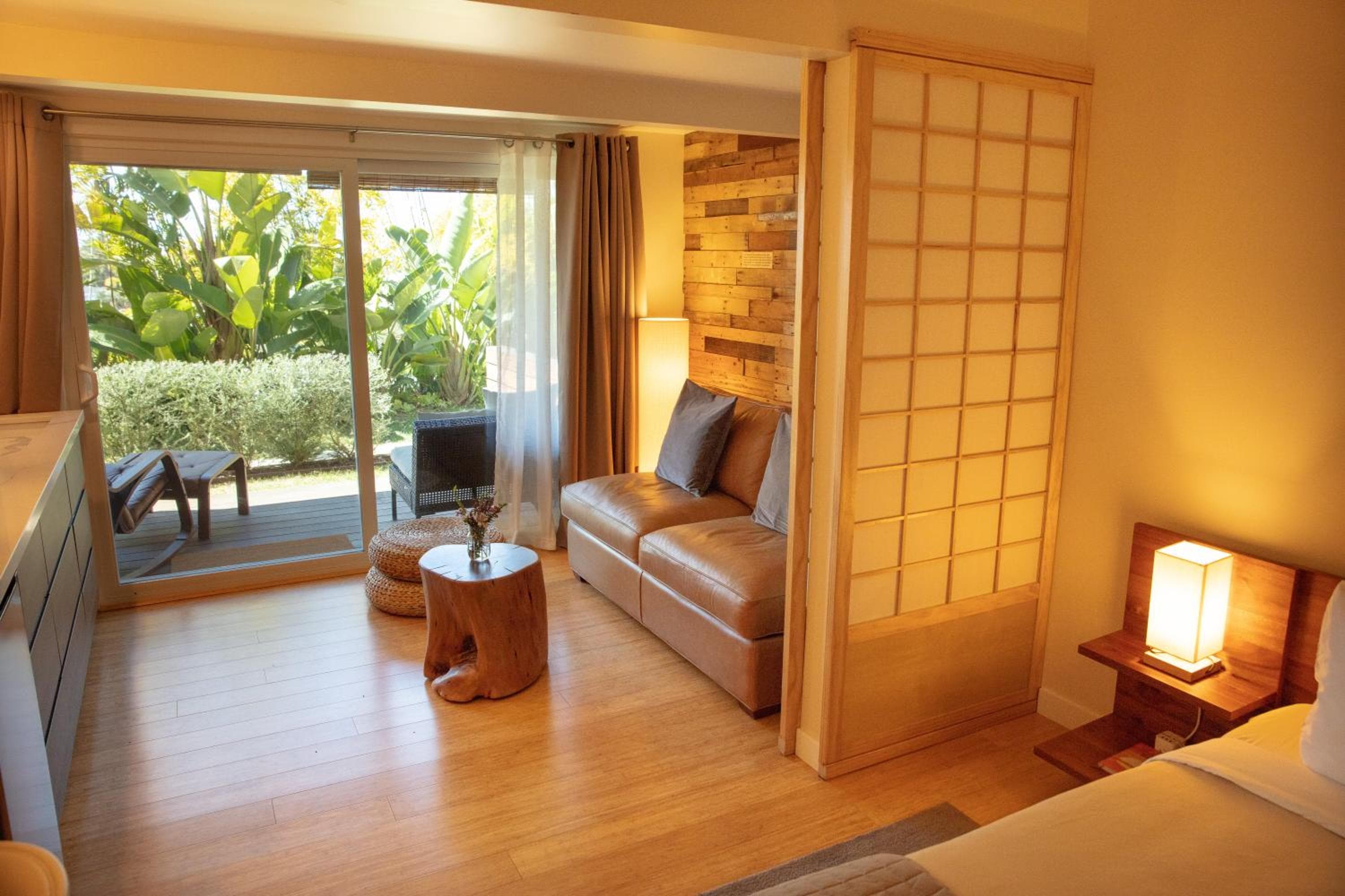 Inn at Moonlight Beach