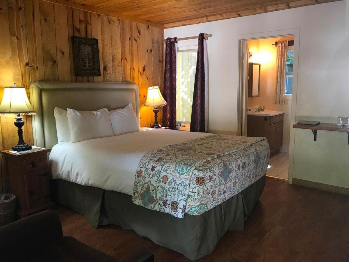 Fernwood Resort & Campground