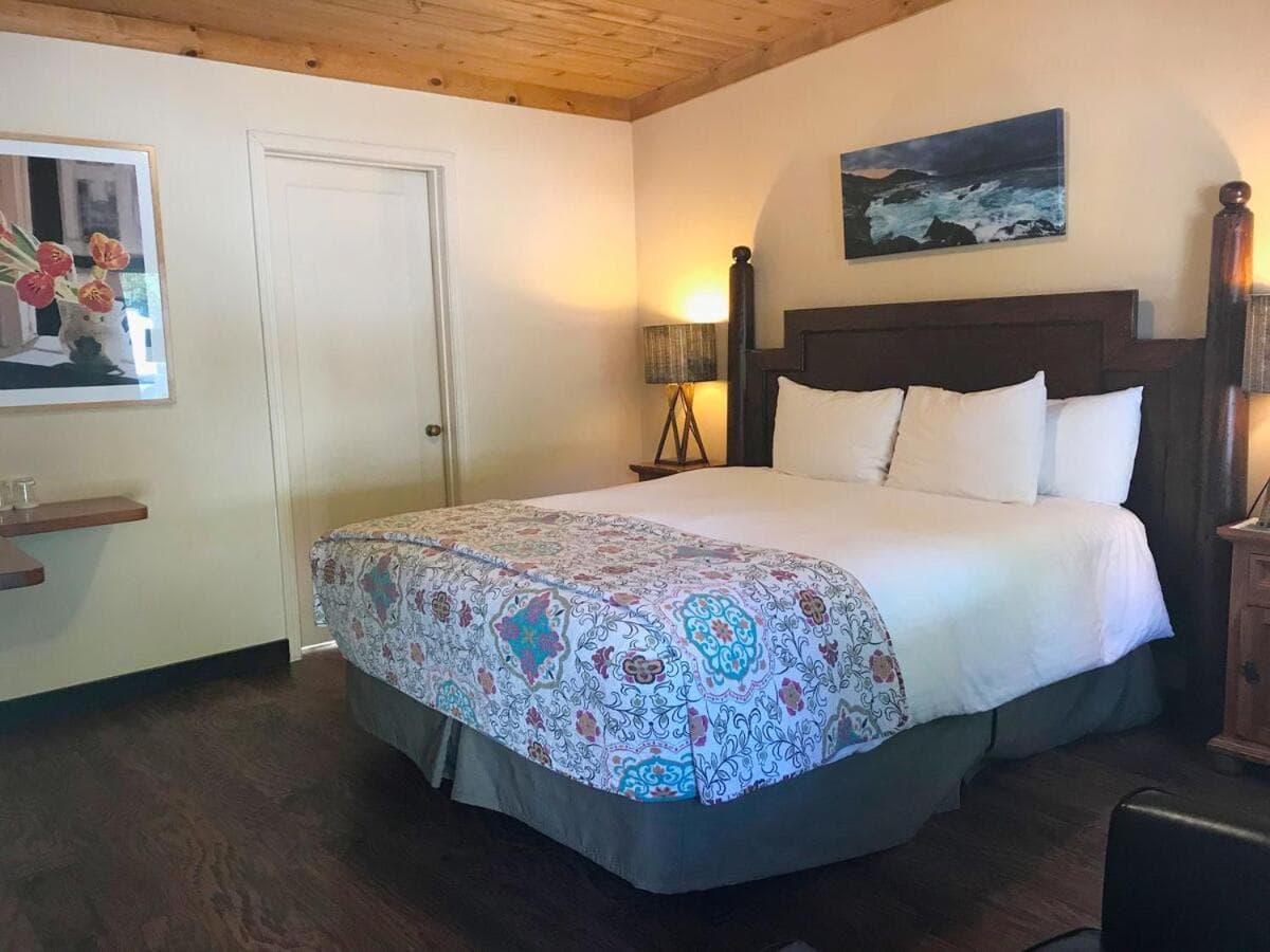 Fernwood Resort & Campground
