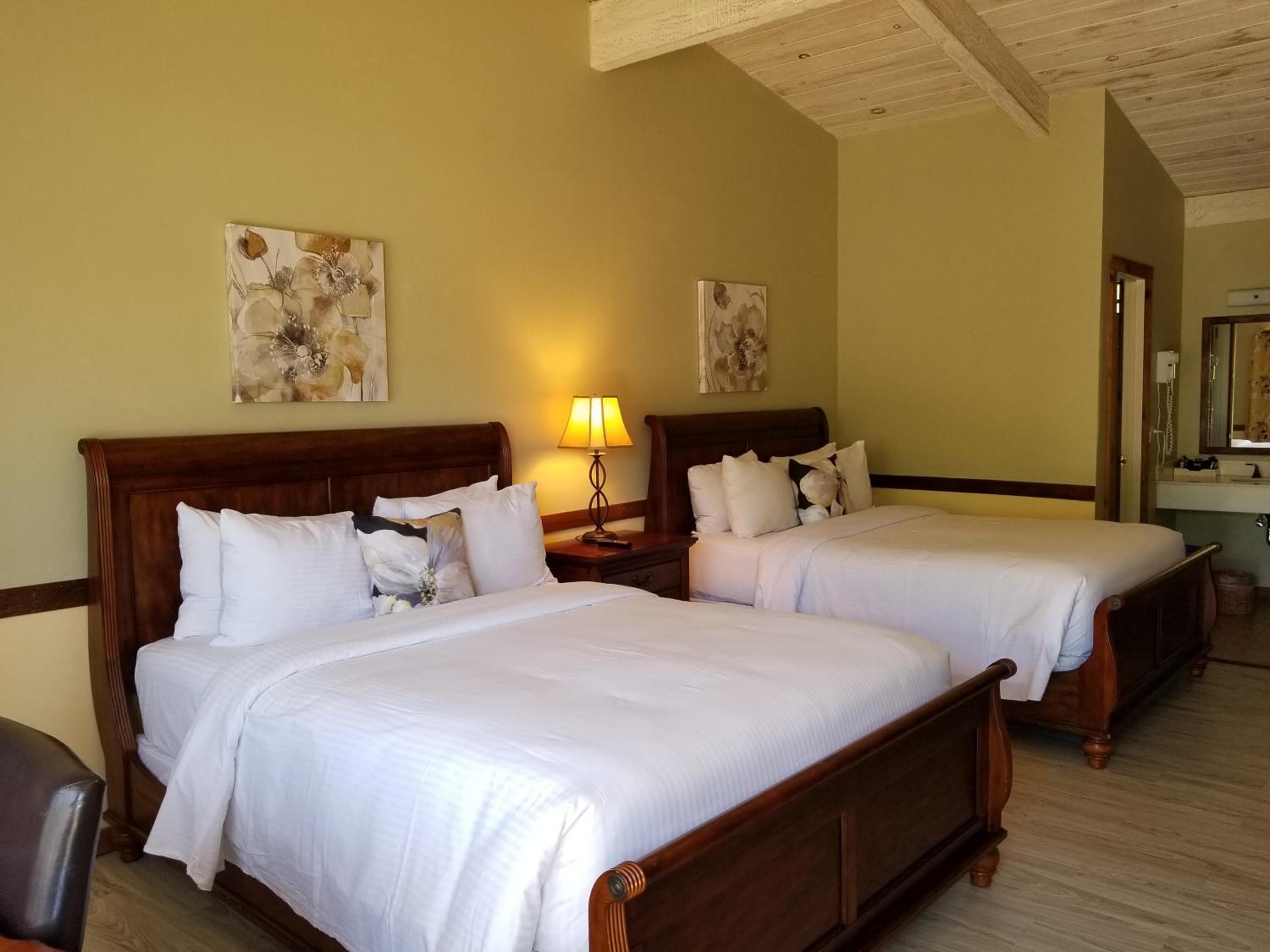 Carmel Valley Lodge