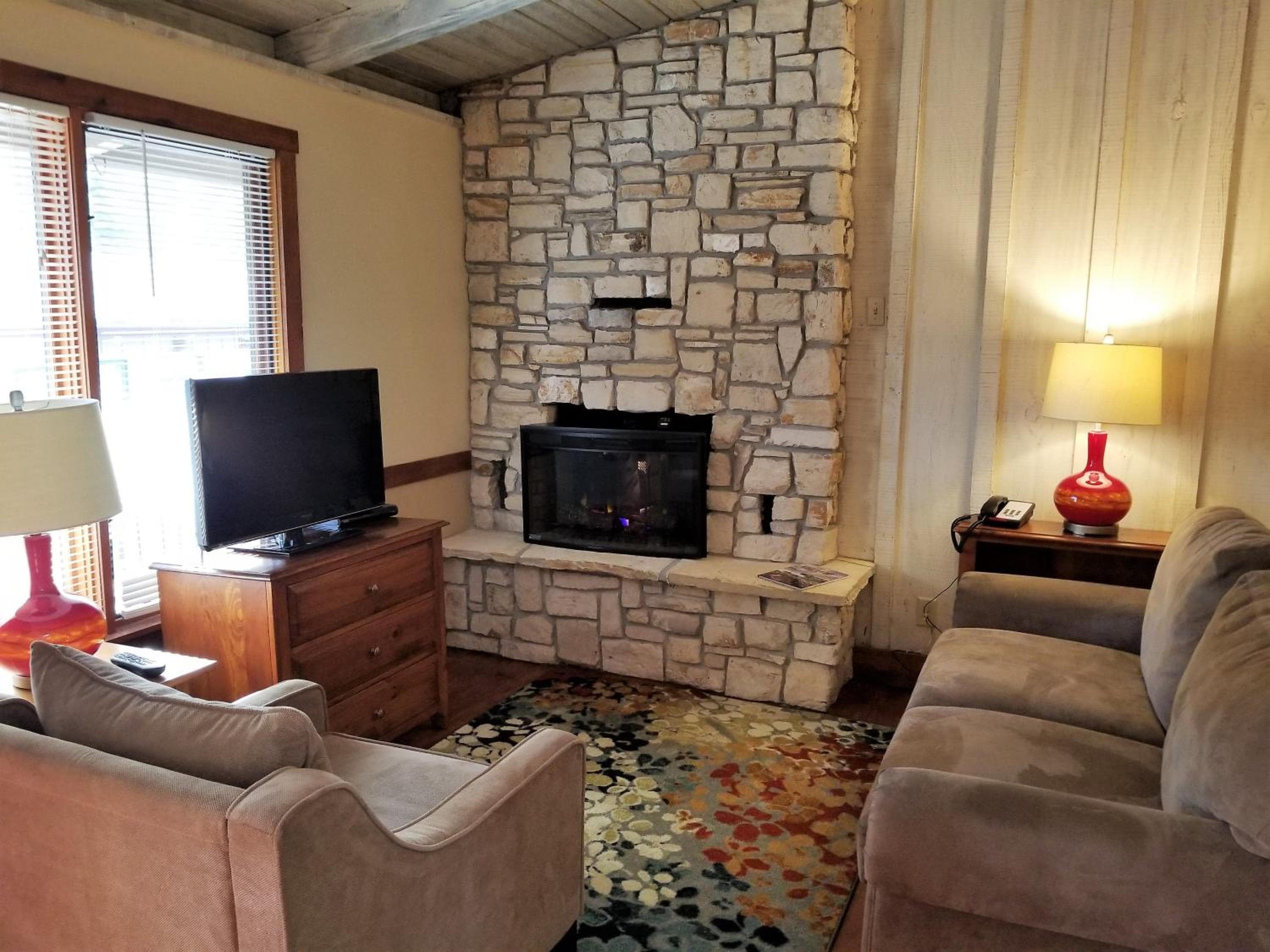 Carmel Valley Lodge