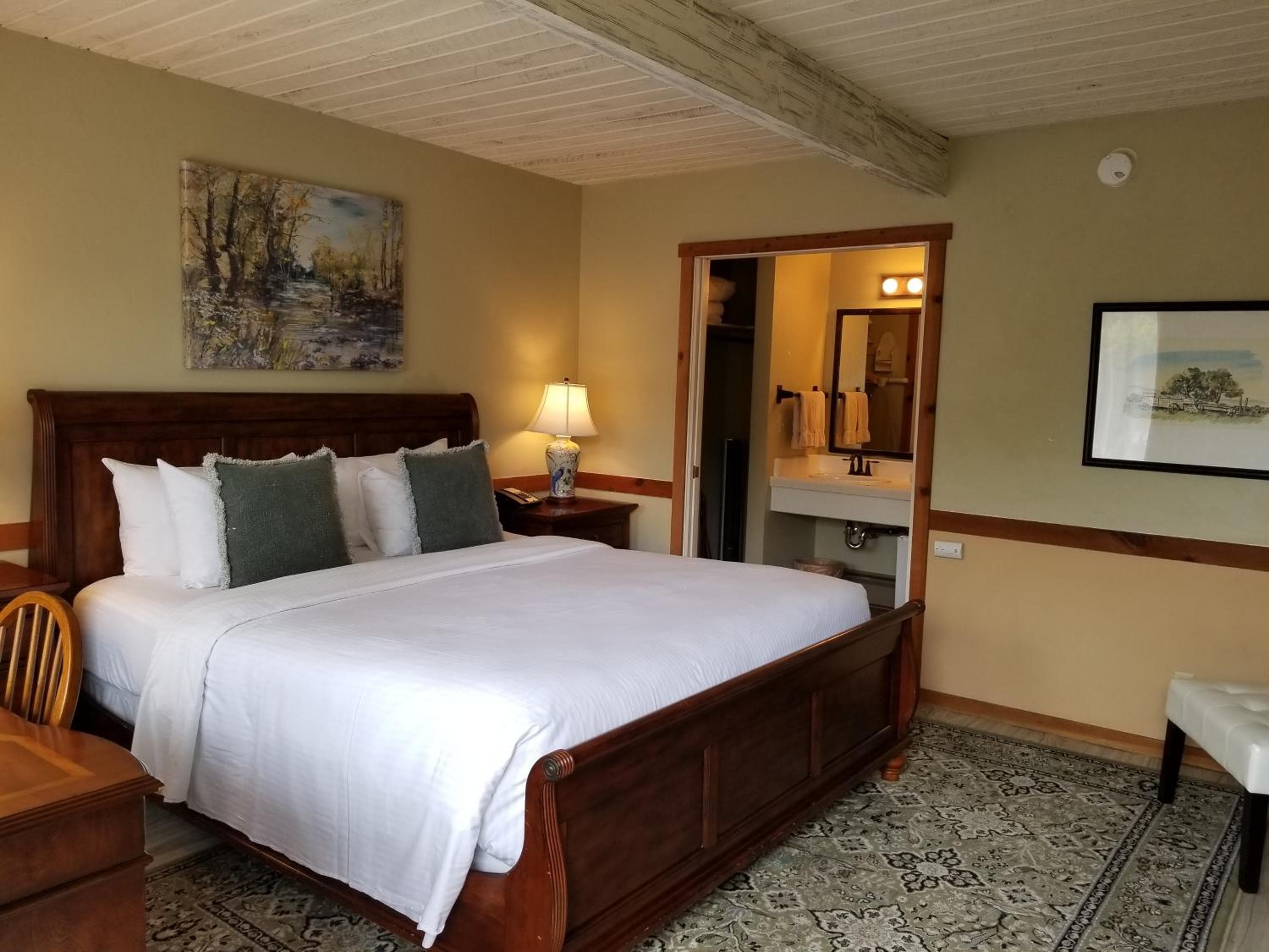 Carmel Valley Lodge