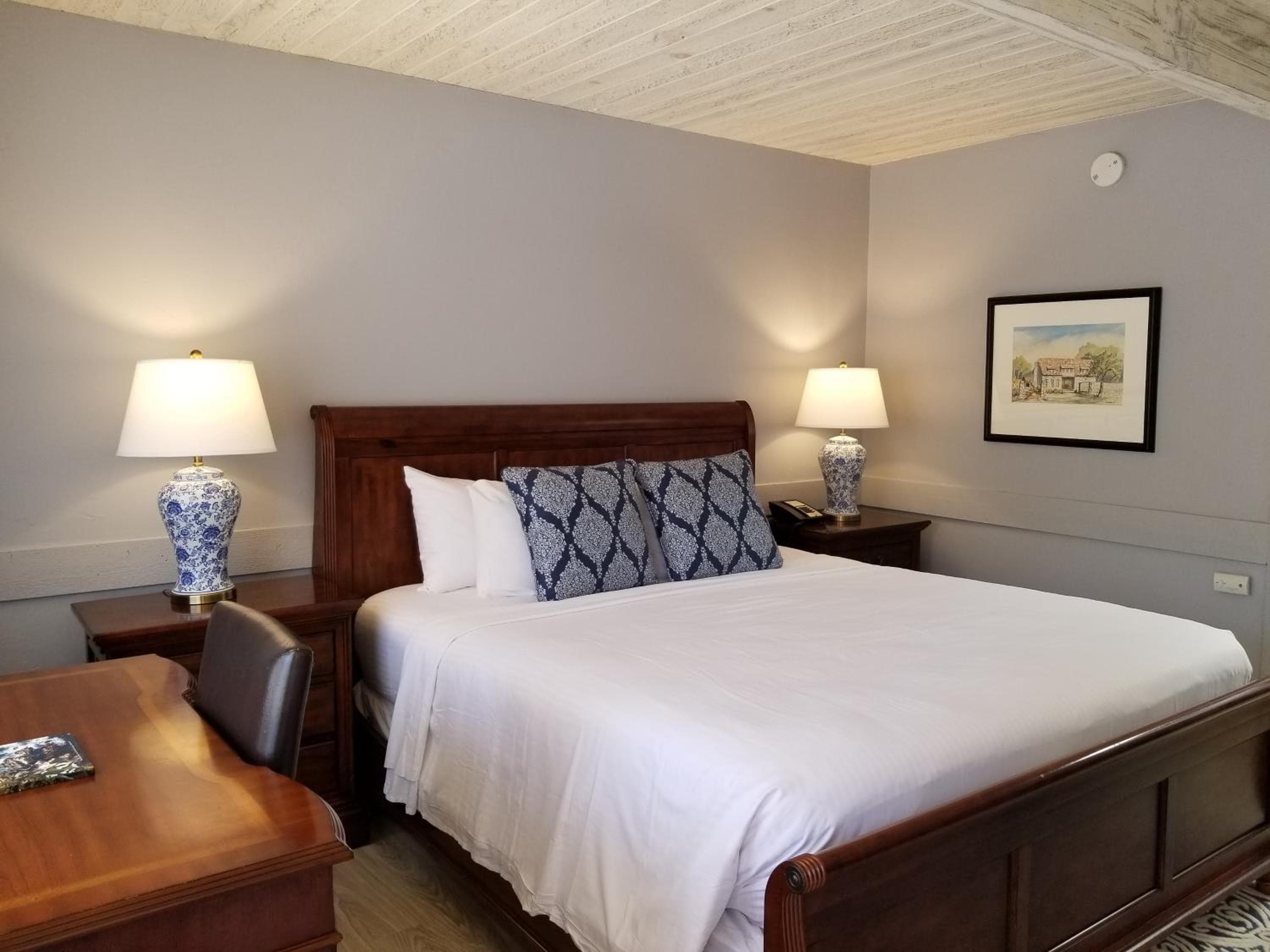 Carmel Valley Lodge