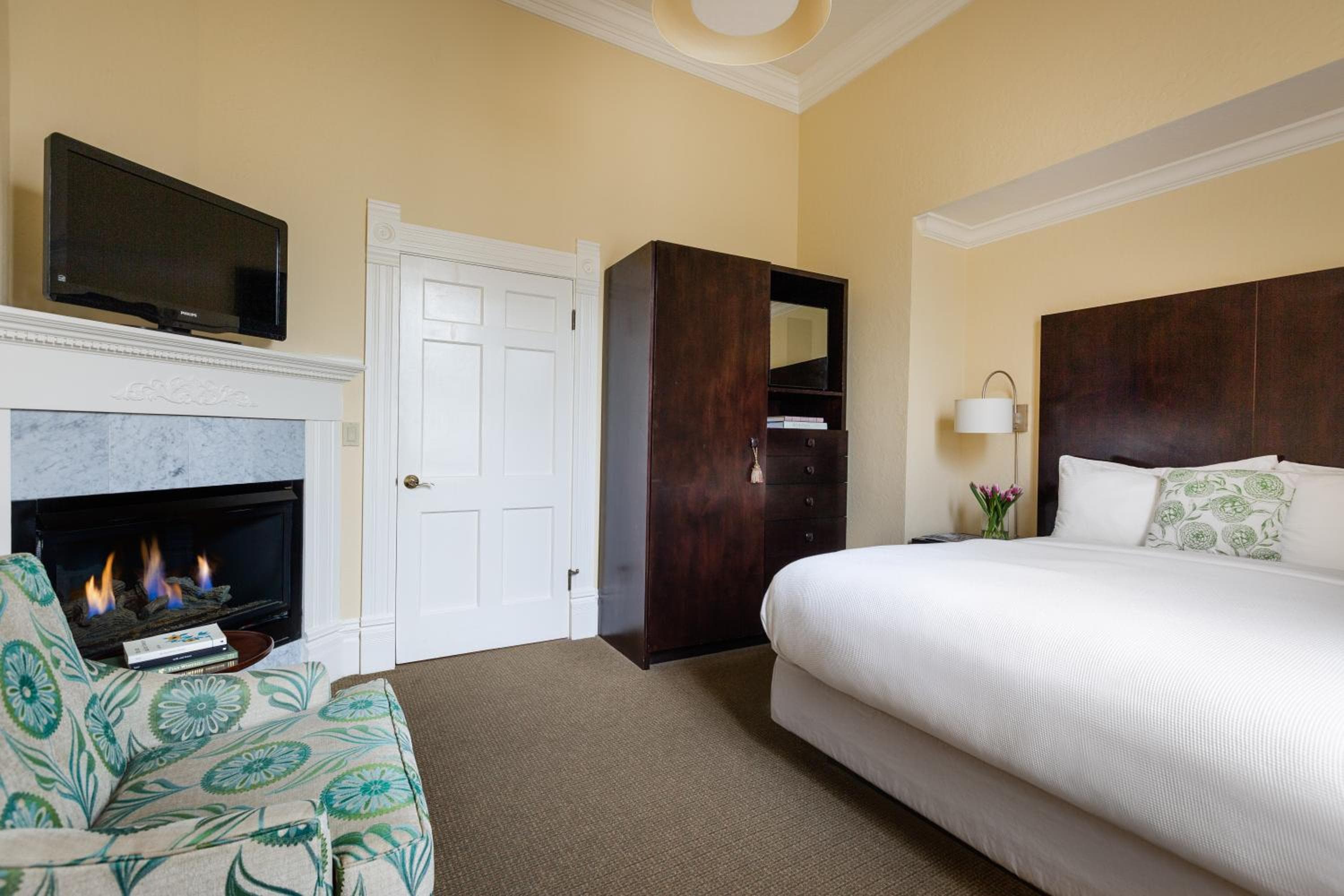 Healdsburg Inn on the Plaza