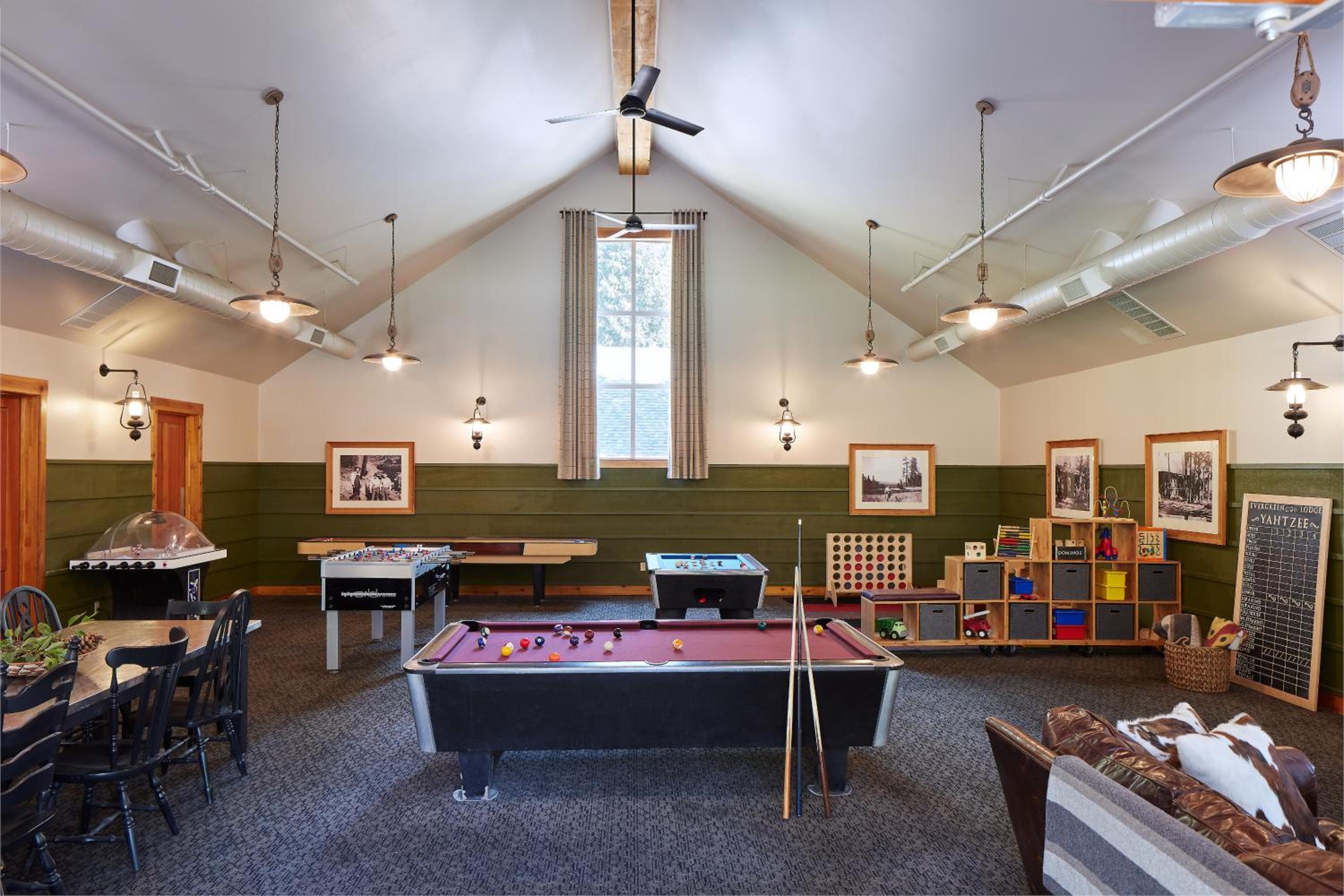 Evergreen Lodge at Yosemite