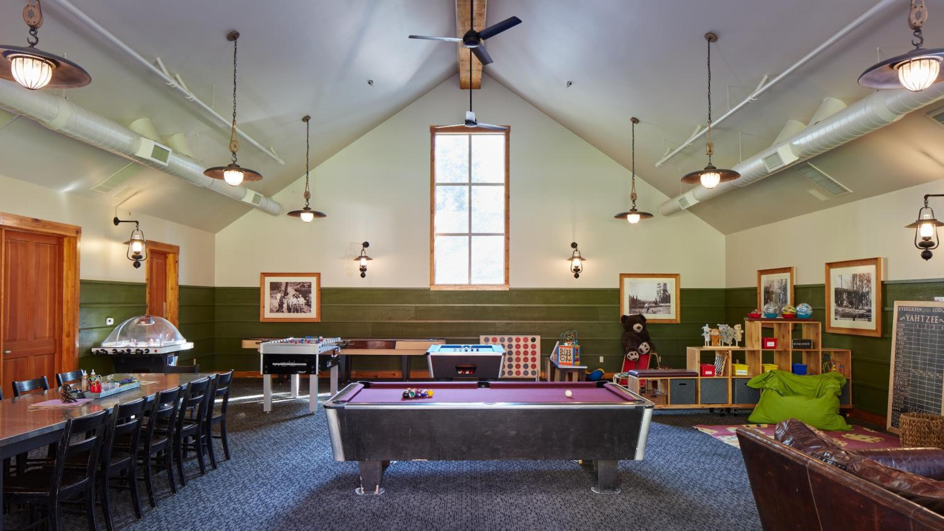 Evergreen Lodge at Yosemite