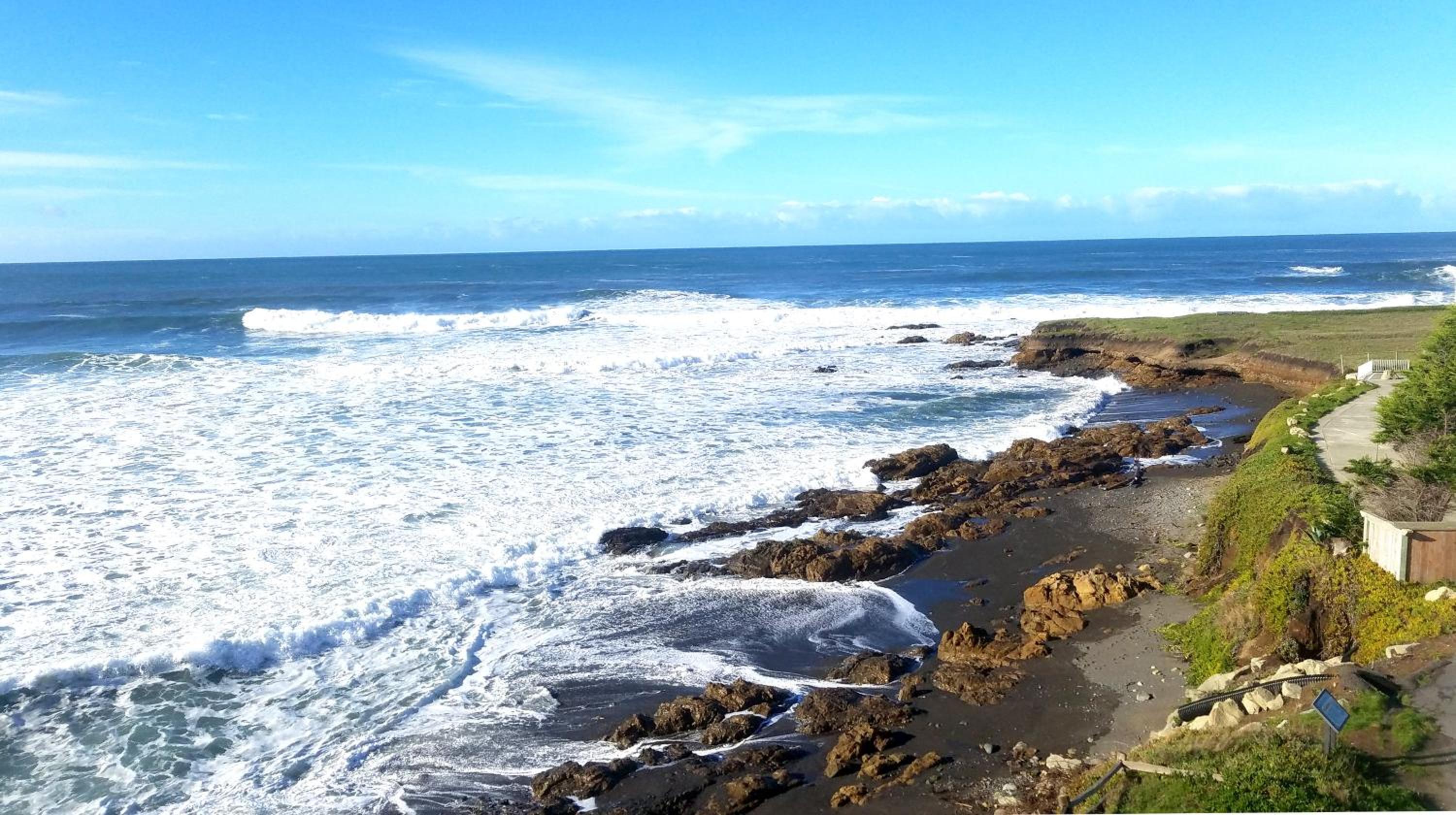 Oceanfront Inn at Shelter Cove