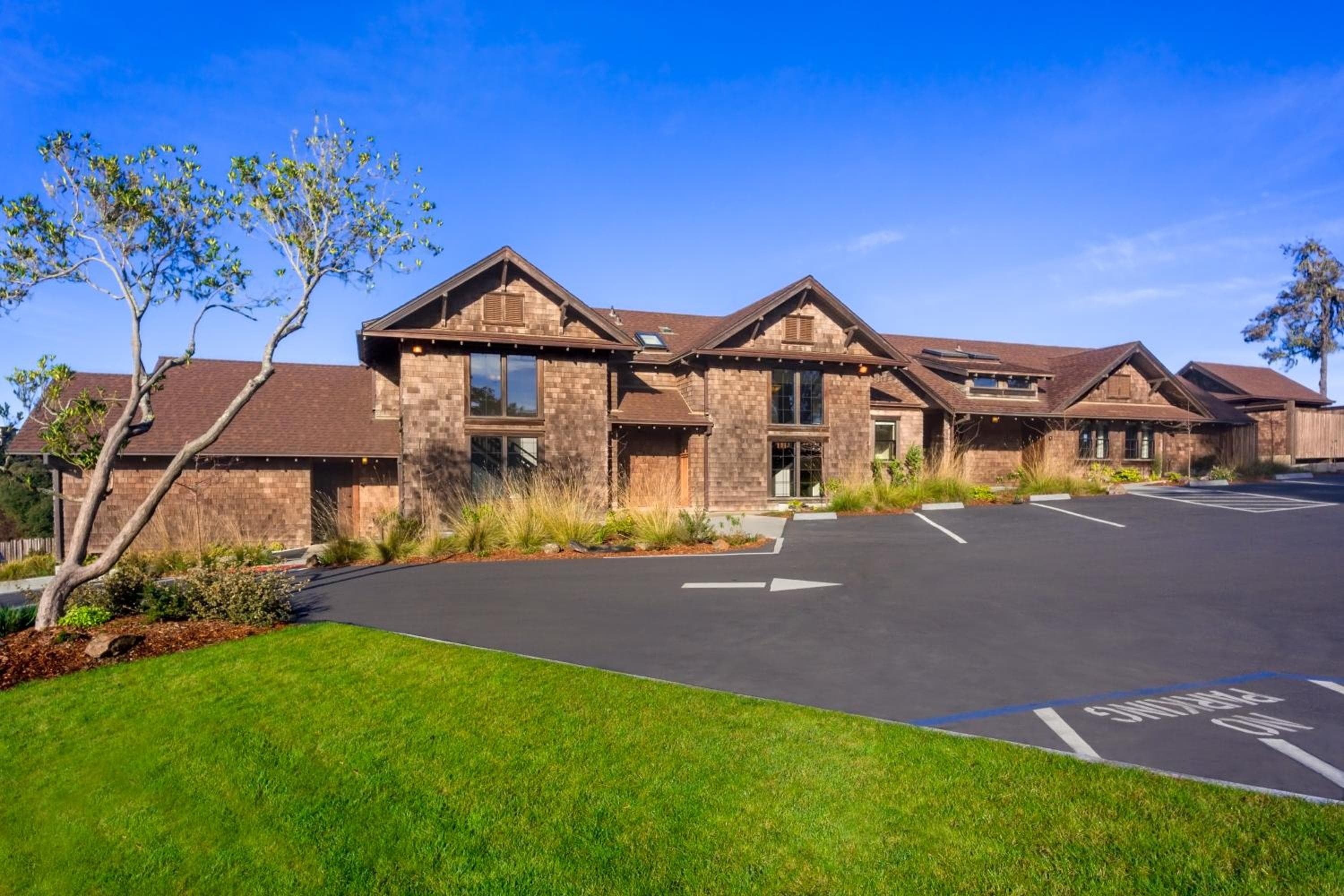 Noyo Harbor Inn