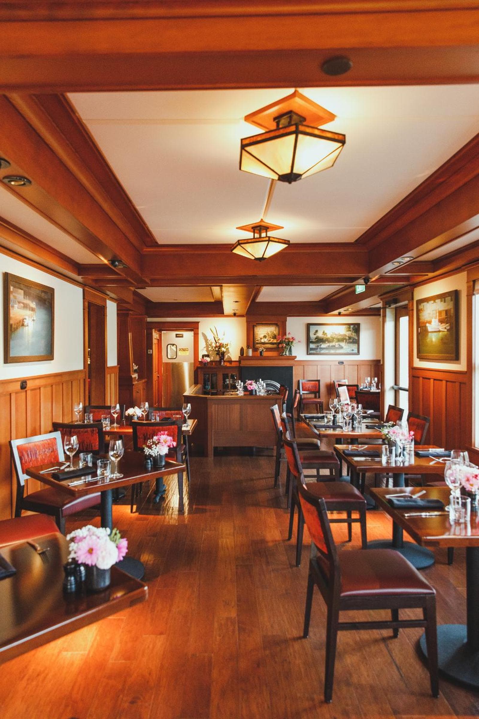 Noyo Harbor Inn