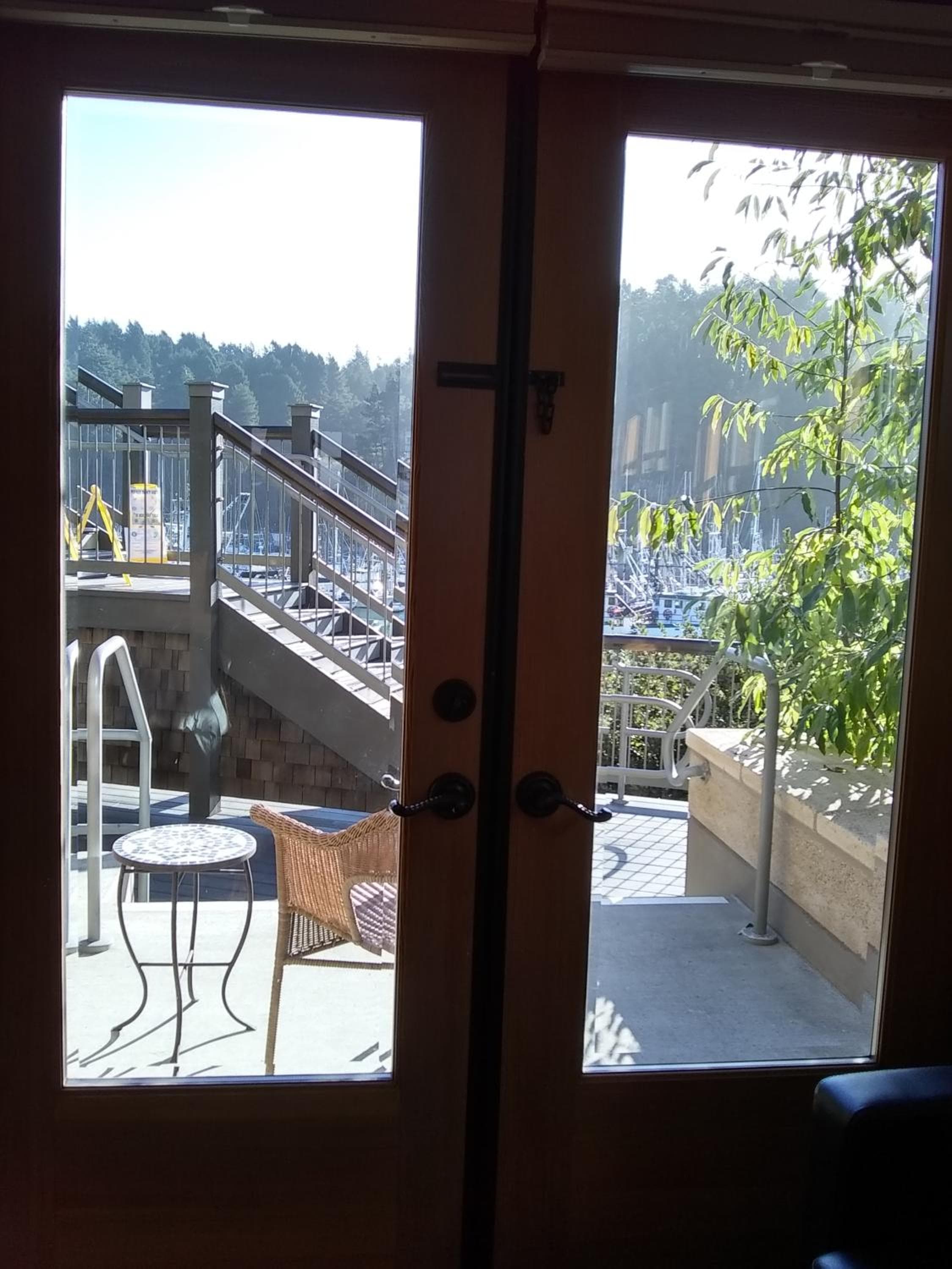 Noyo Harbor Inn