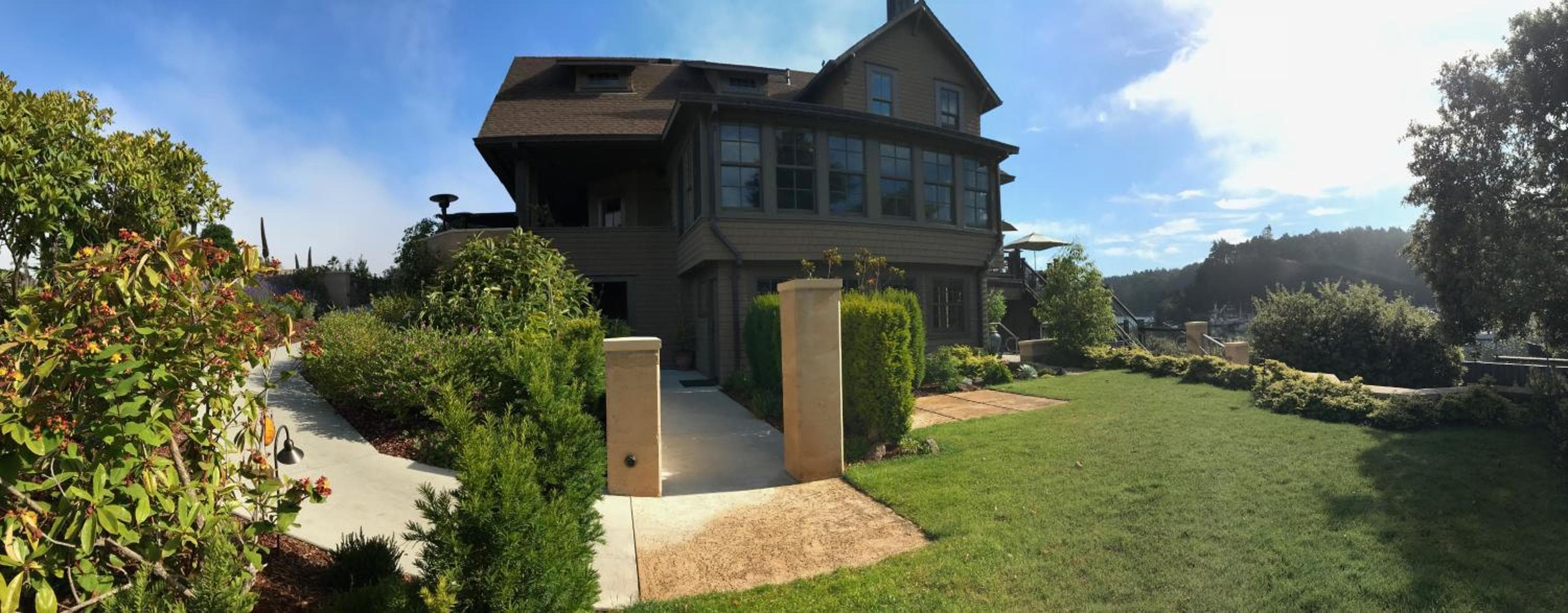 Noyo Harbor Inn