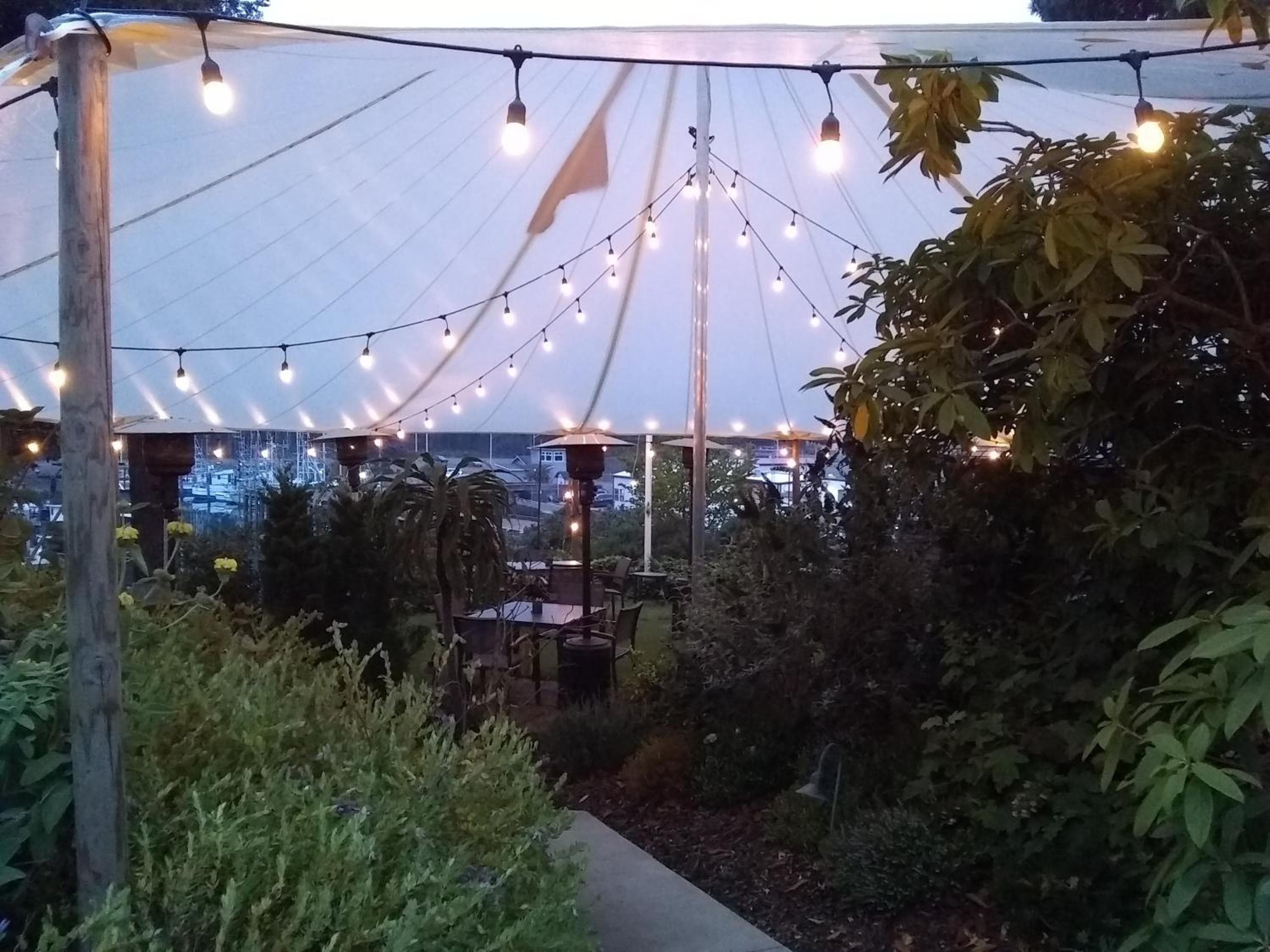 Noyo Harbor Inn