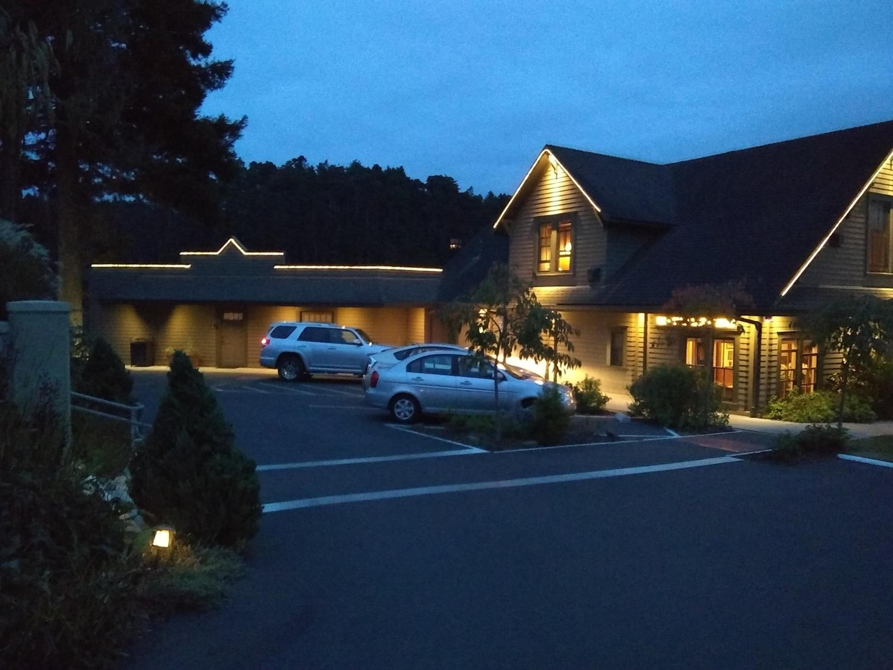 Noyo Harbor Inn
