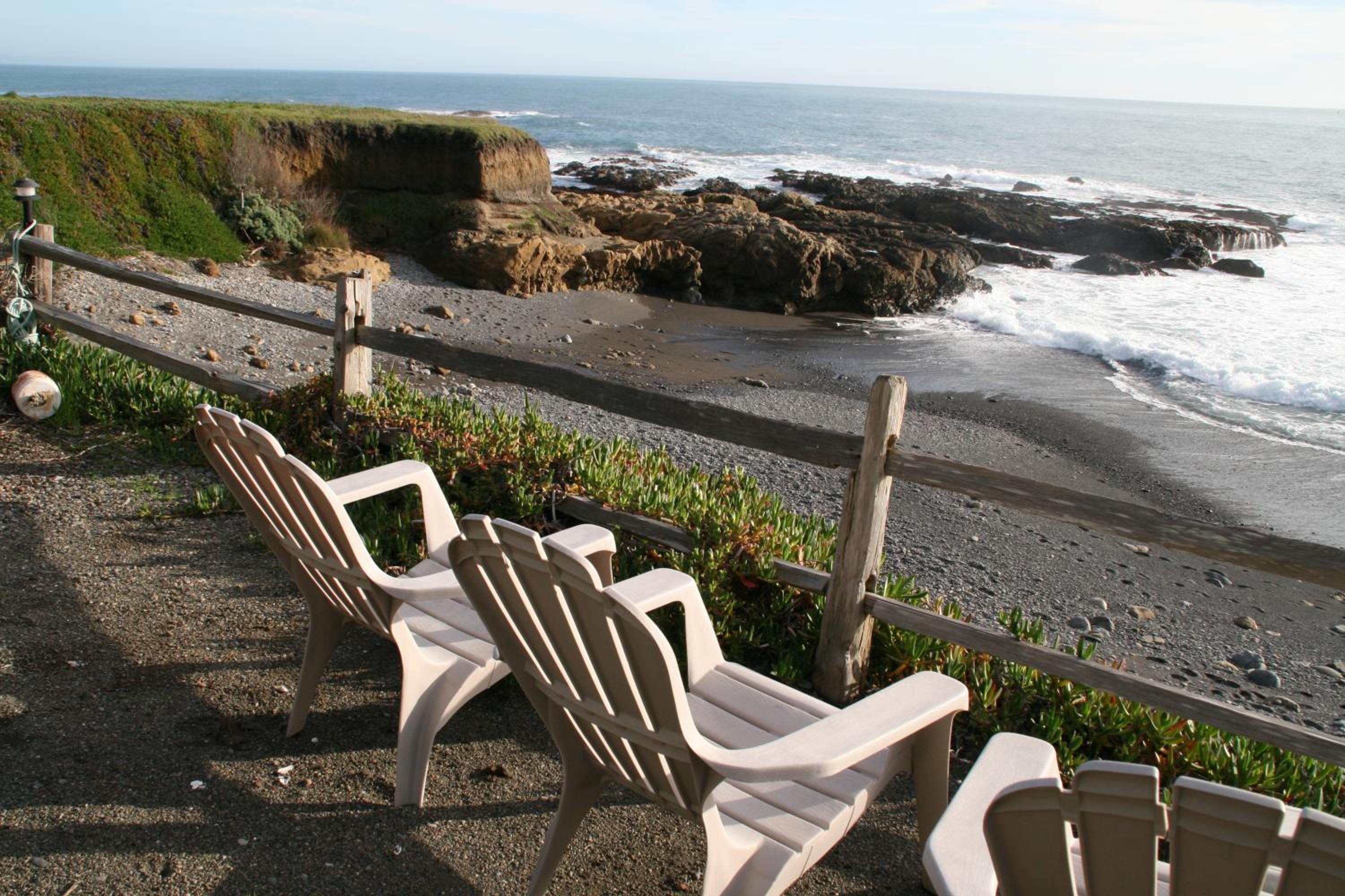Oceanfront Inn at Shelter Cove