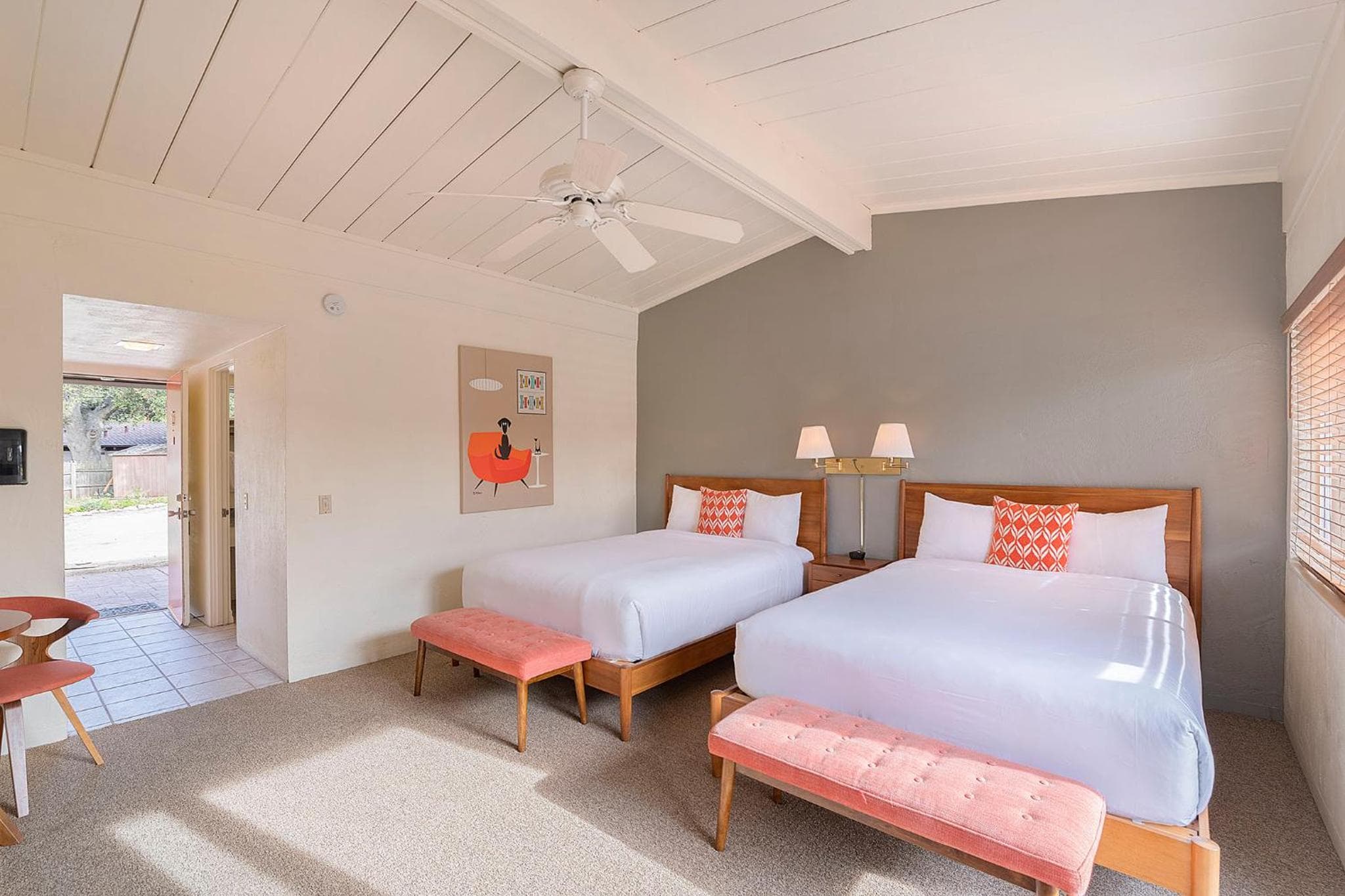 Contenta Inn