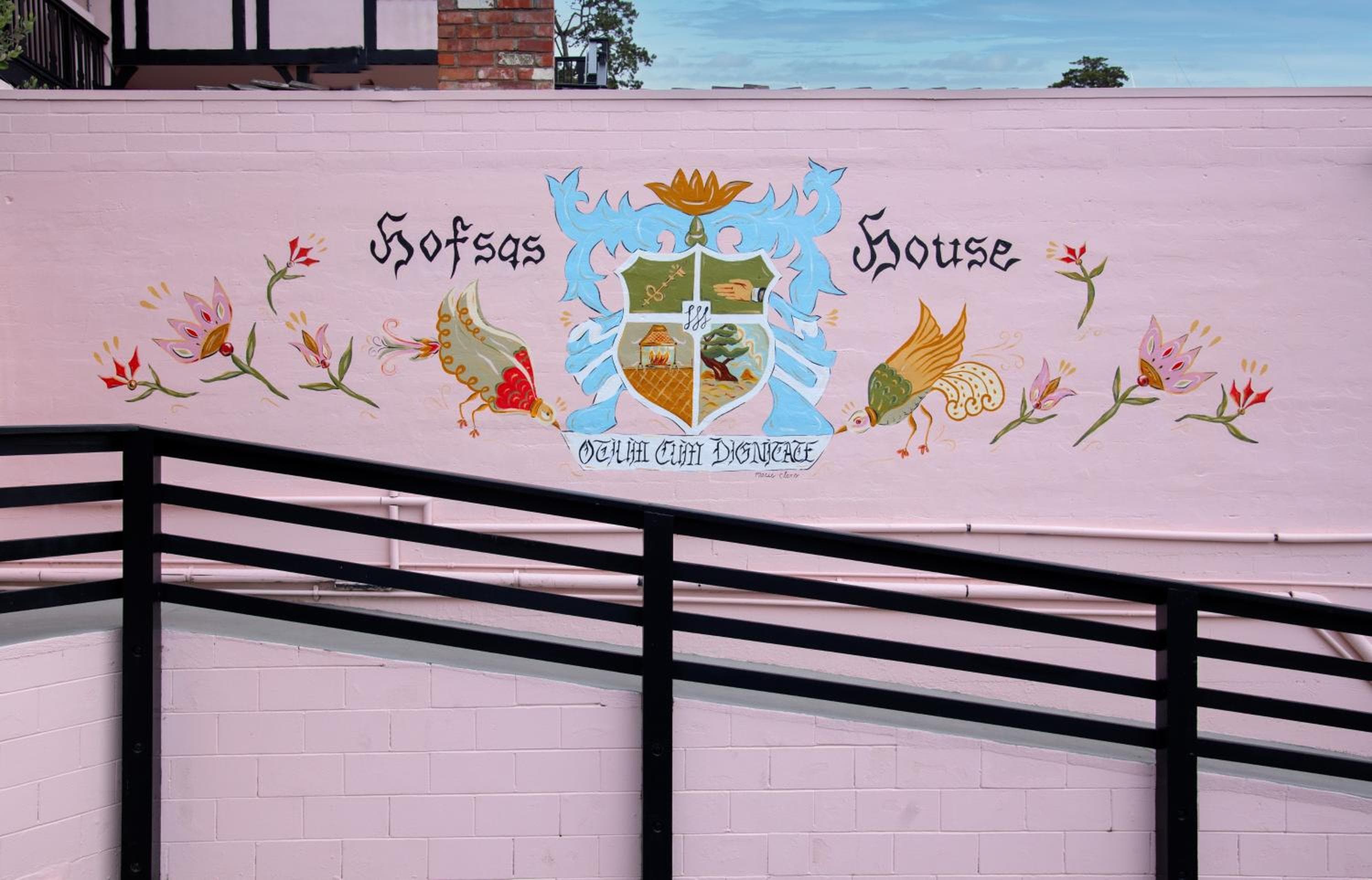Hofsas House