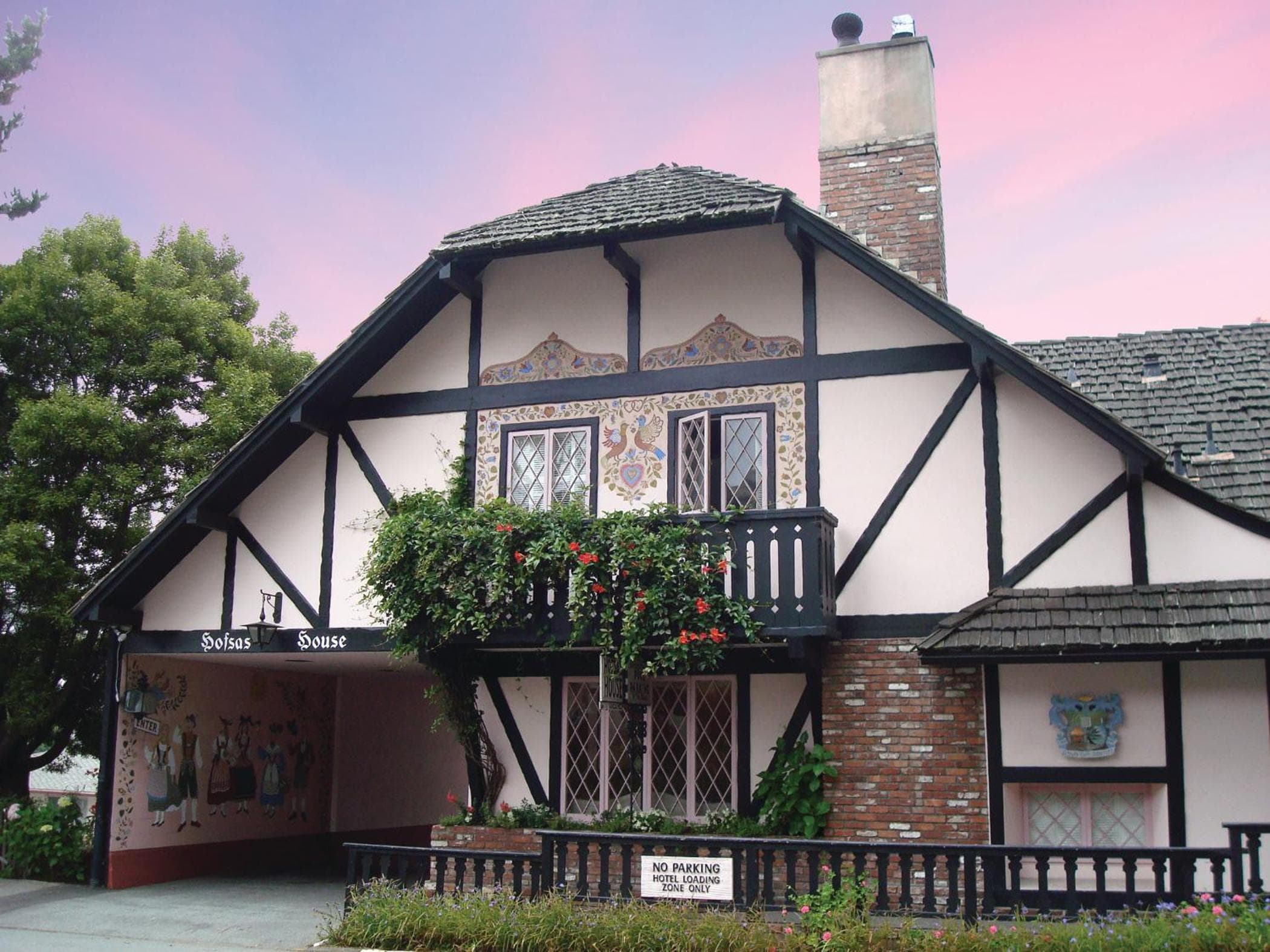 Hofsas House