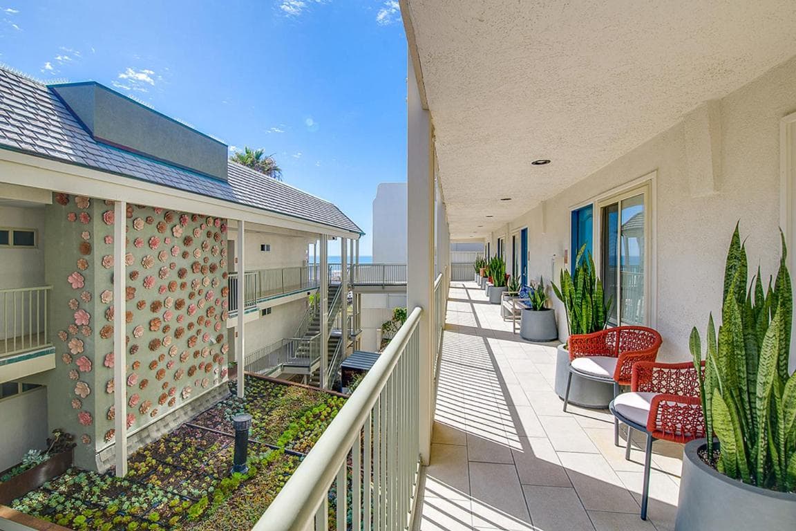 Beach Terrace Inn