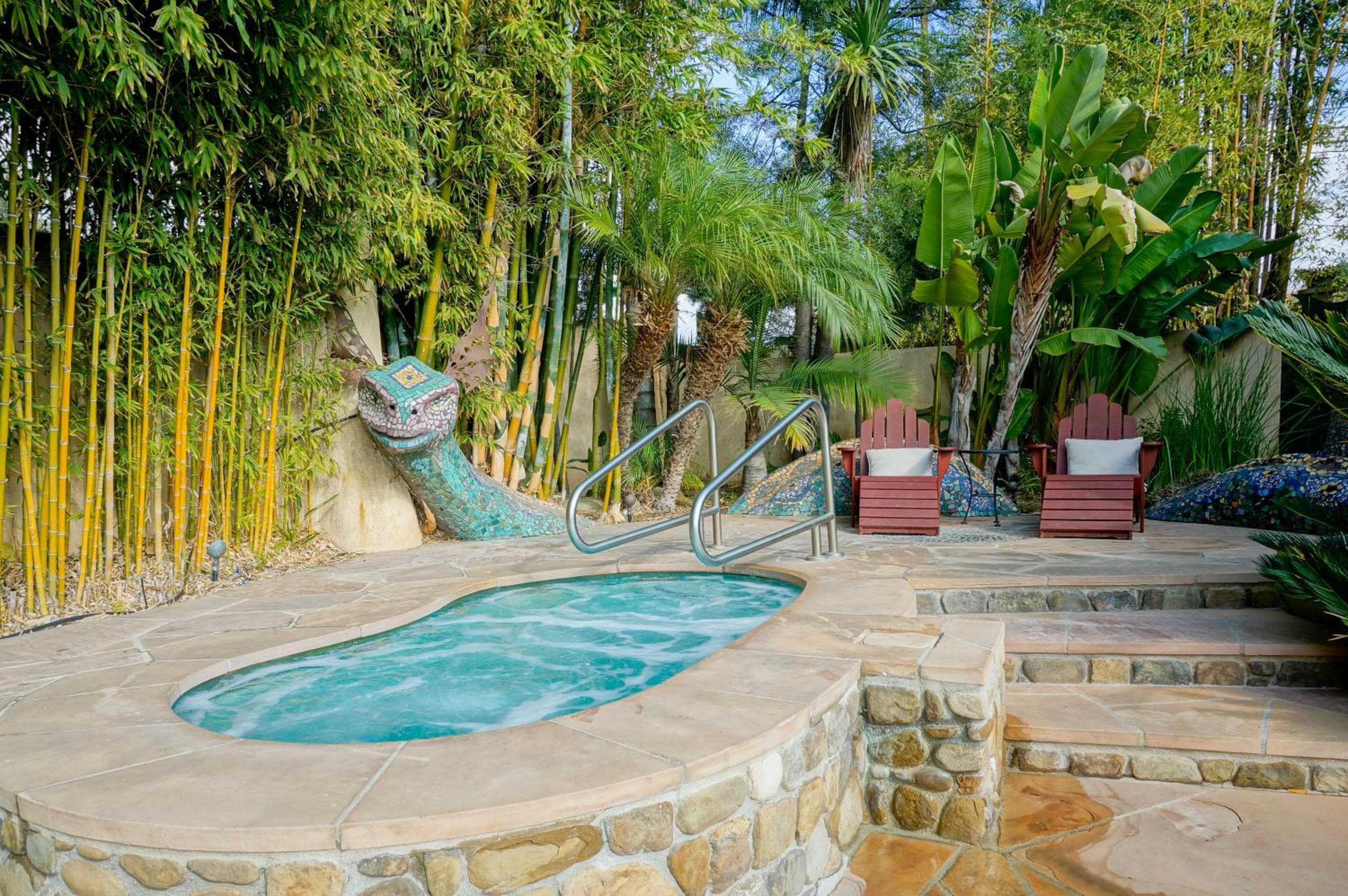 Blue Iguana Inn