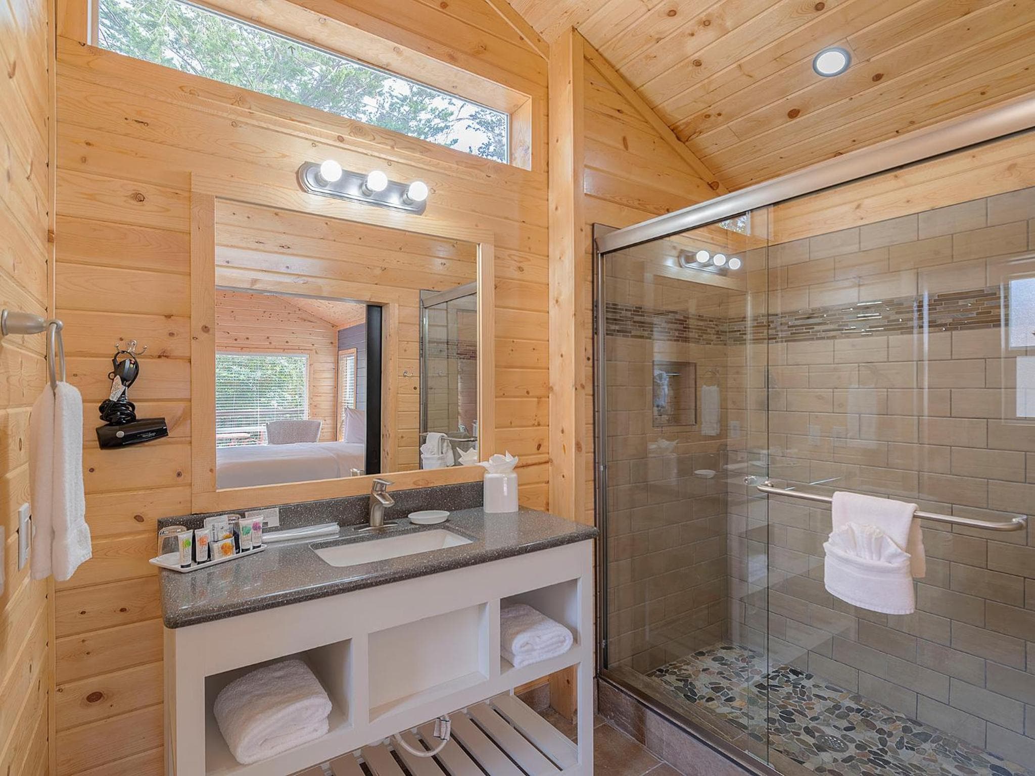 Carmel River Inn