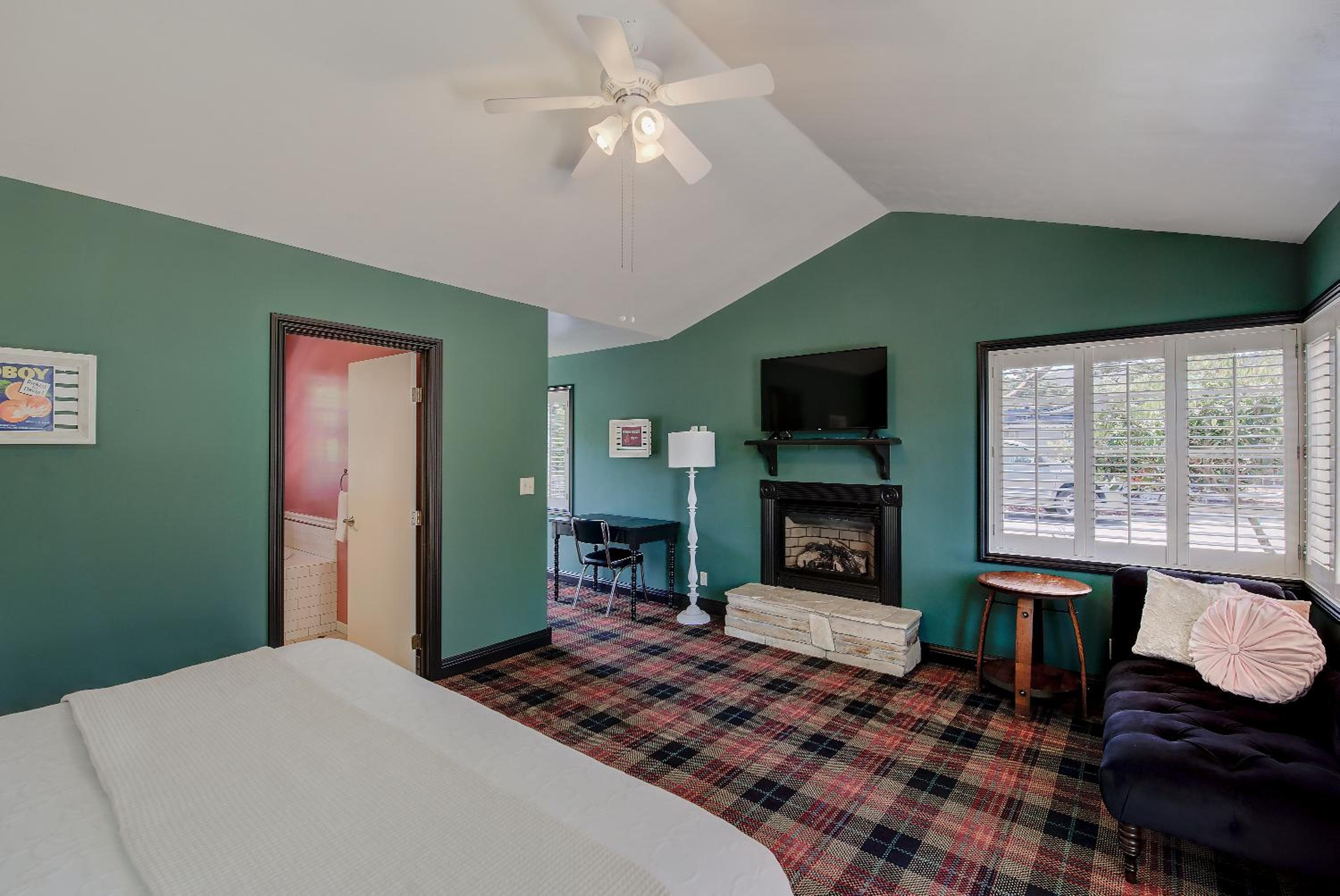 Carmel River Inn