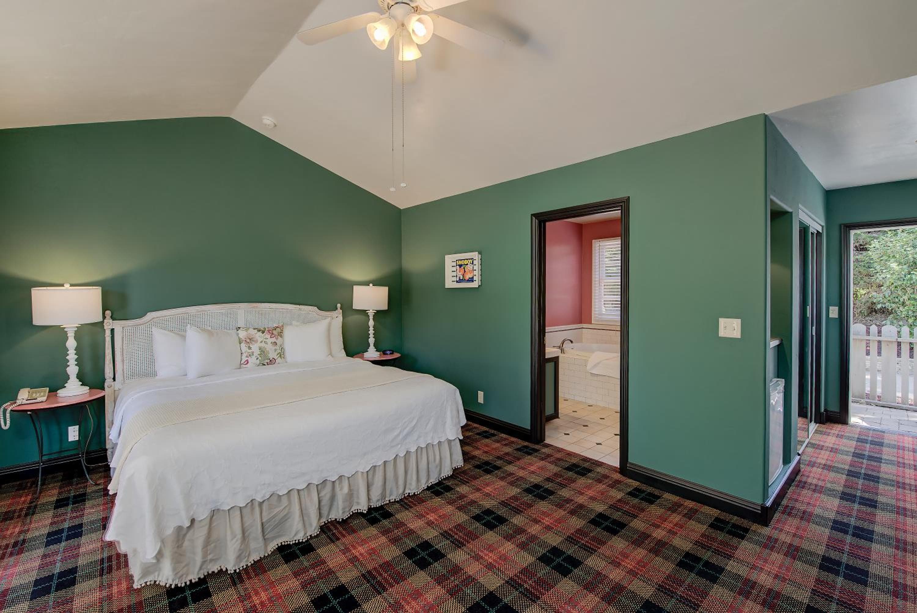 Carmel River Inn