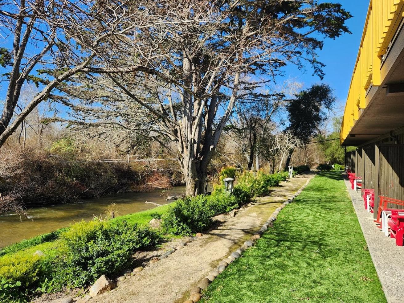 Carmel River Inn
