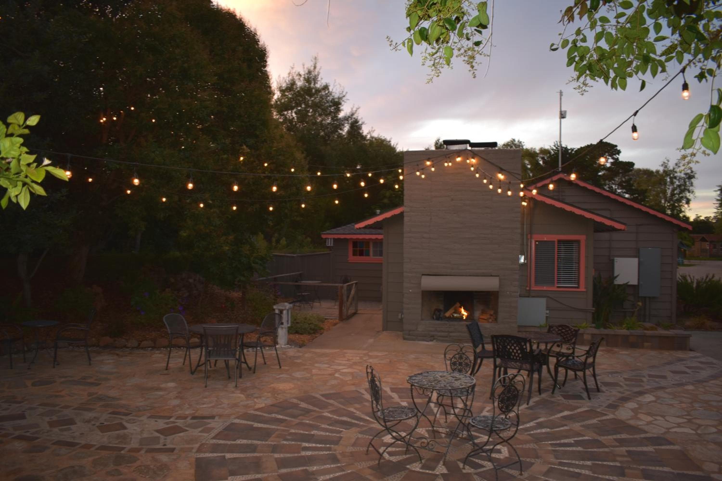 Carmel River Inn