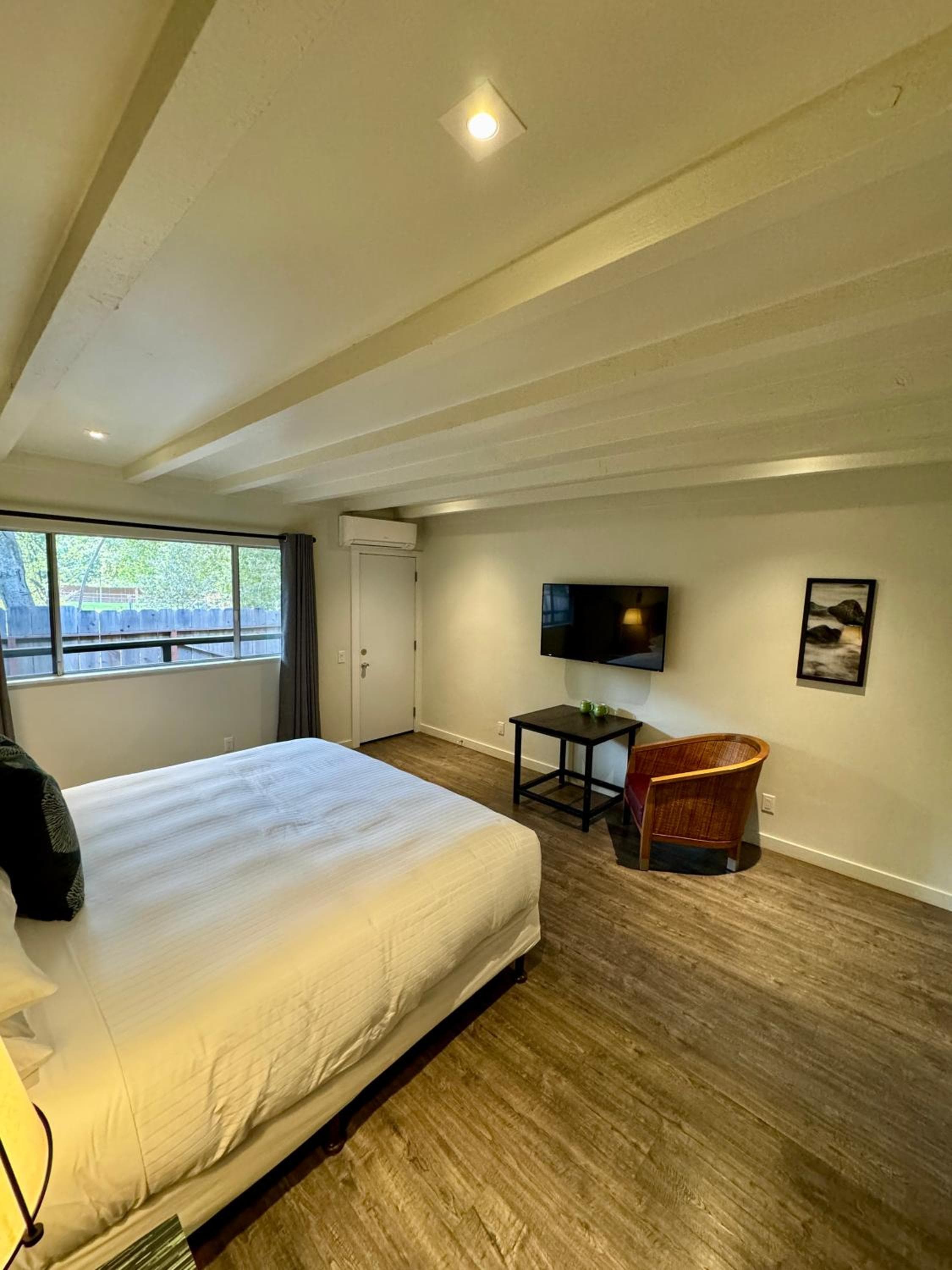Hidden Valley Inn