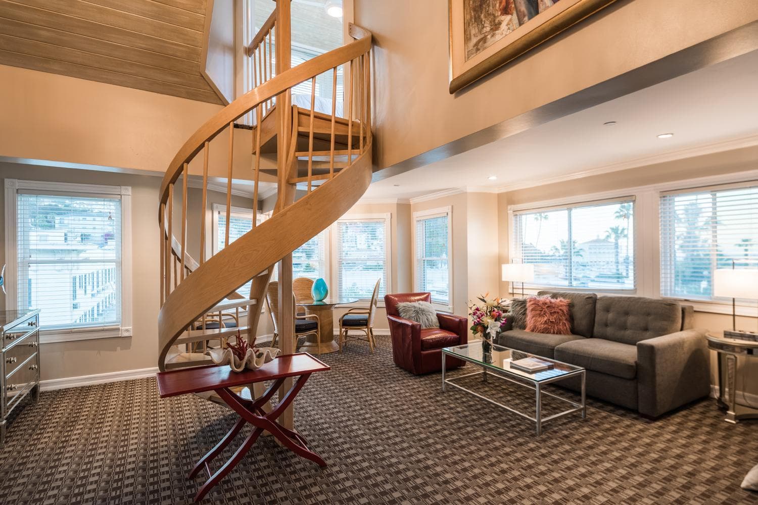 Glenmore Plaza Hotel