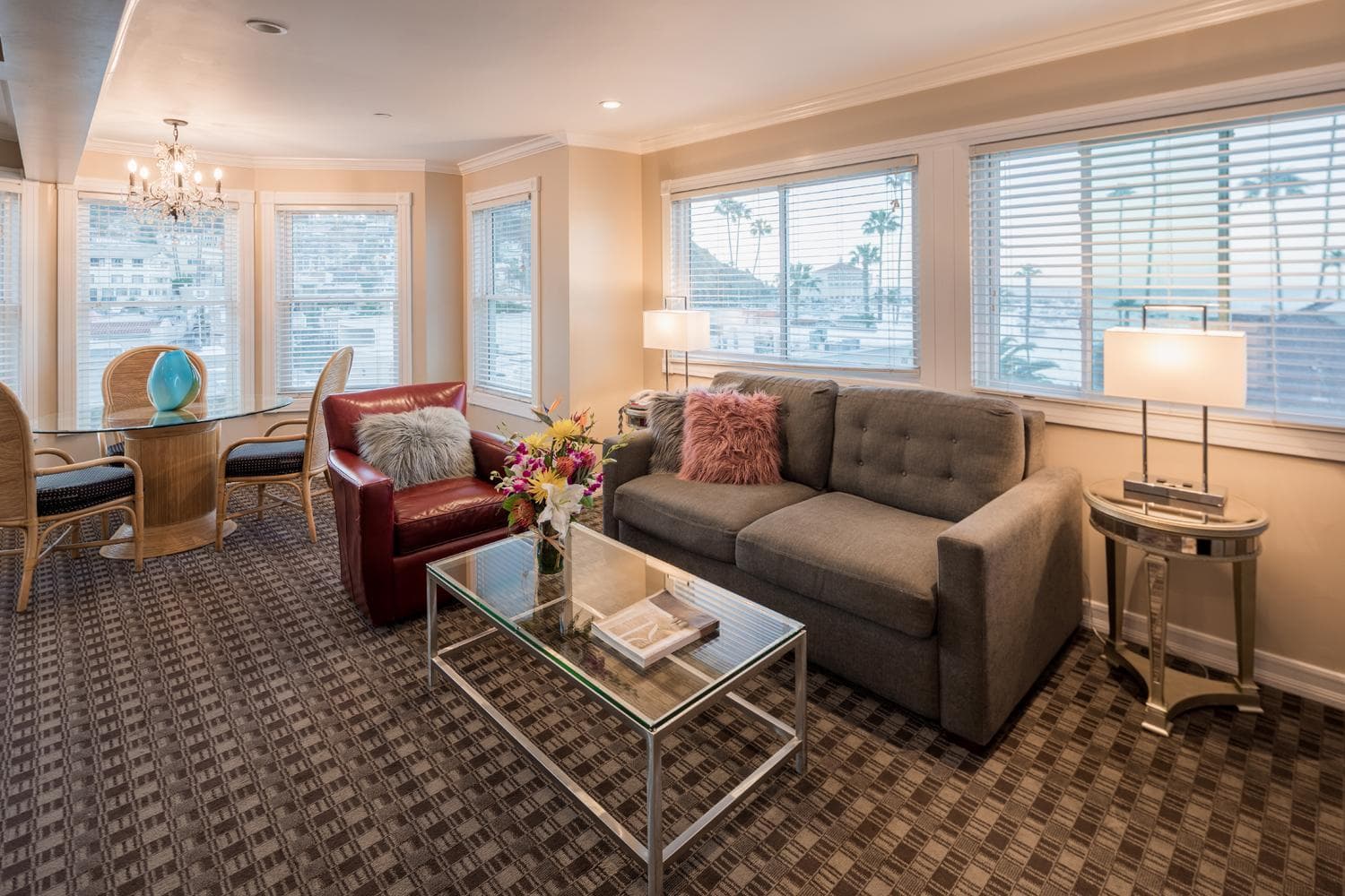 Glenmore Plaza Hotel