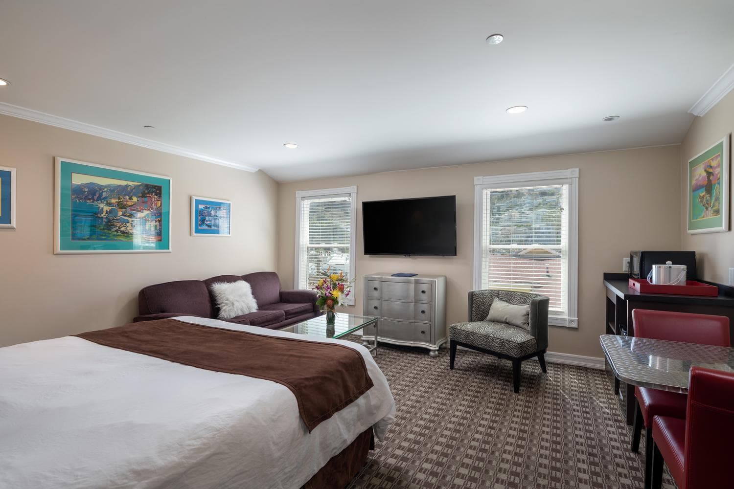 Glenmore Plaza Hotel