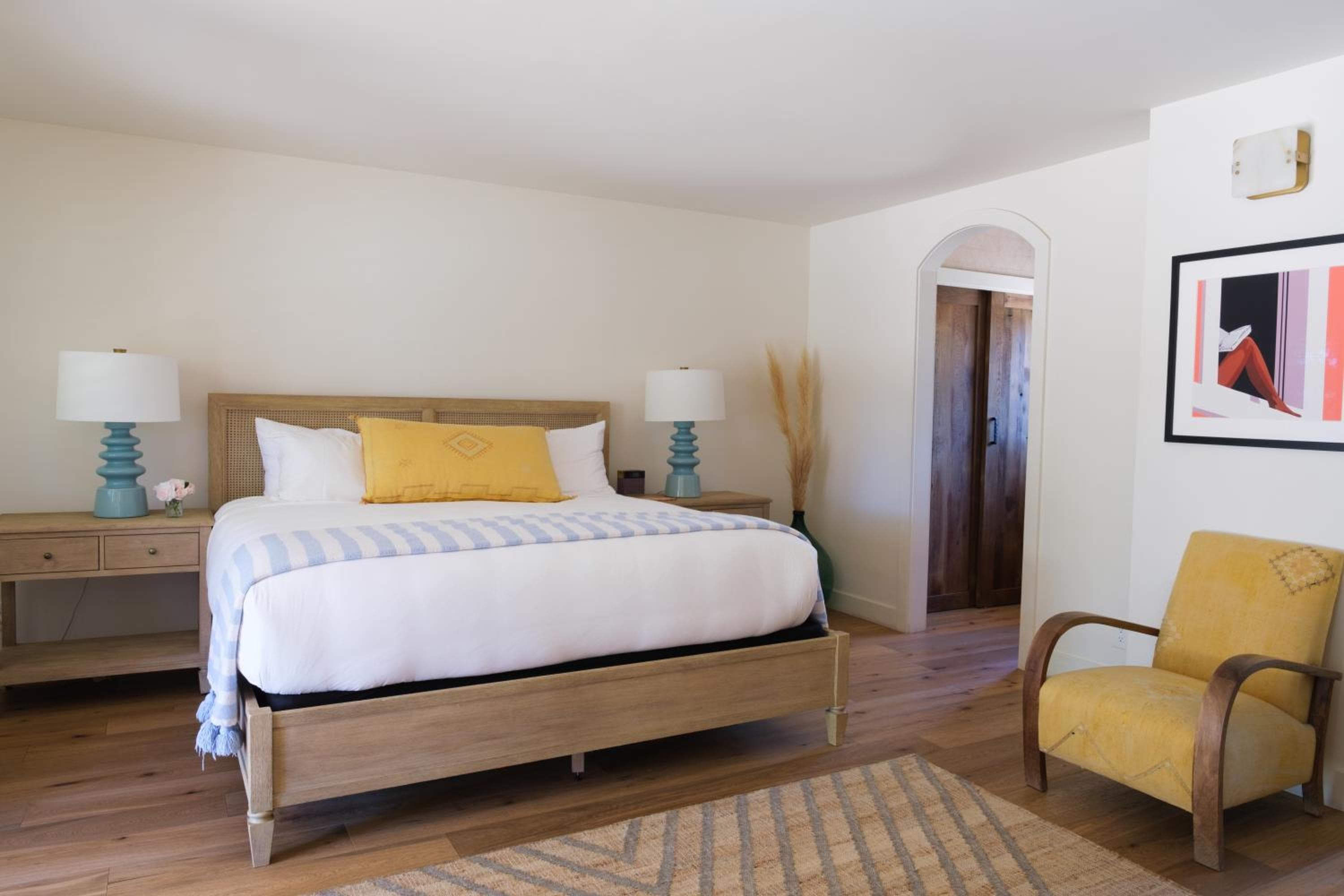 Hotel Ynez
