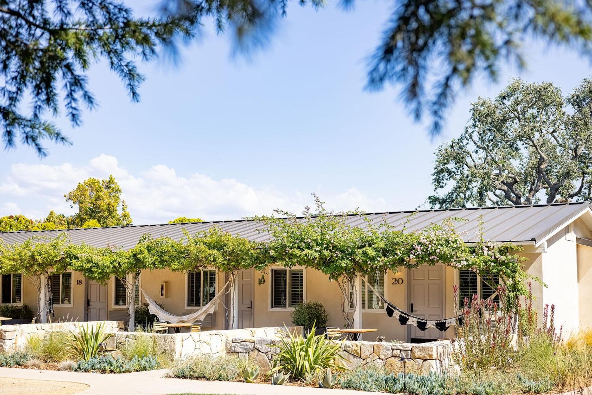 Hotel Ynez