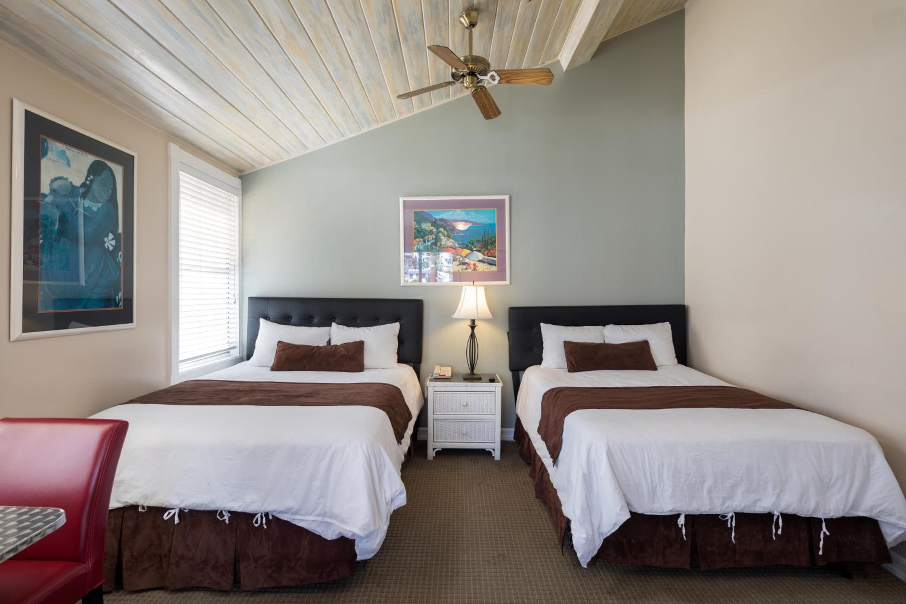 Glenmore Plaza Hotel