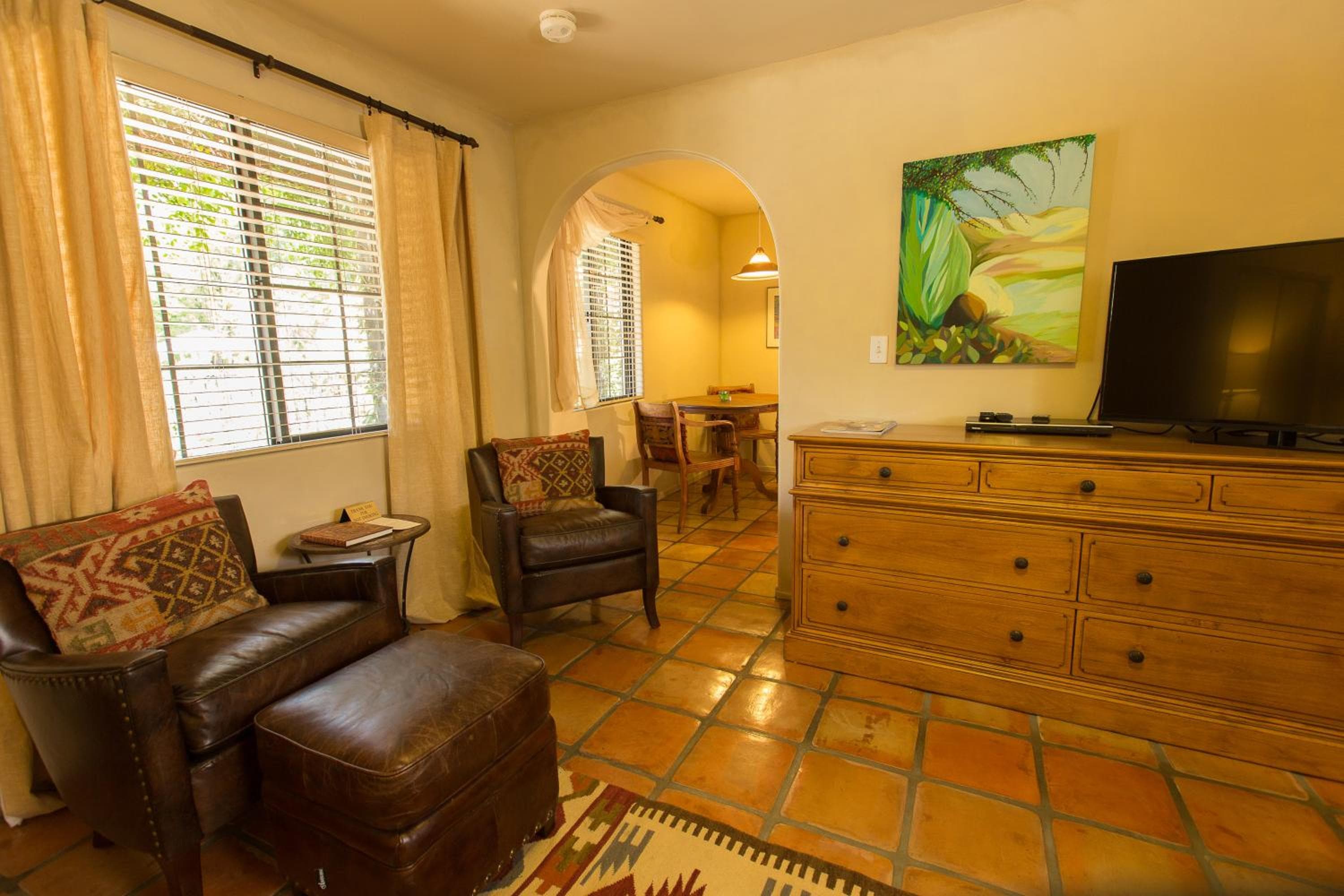 Blue Iguana Inn