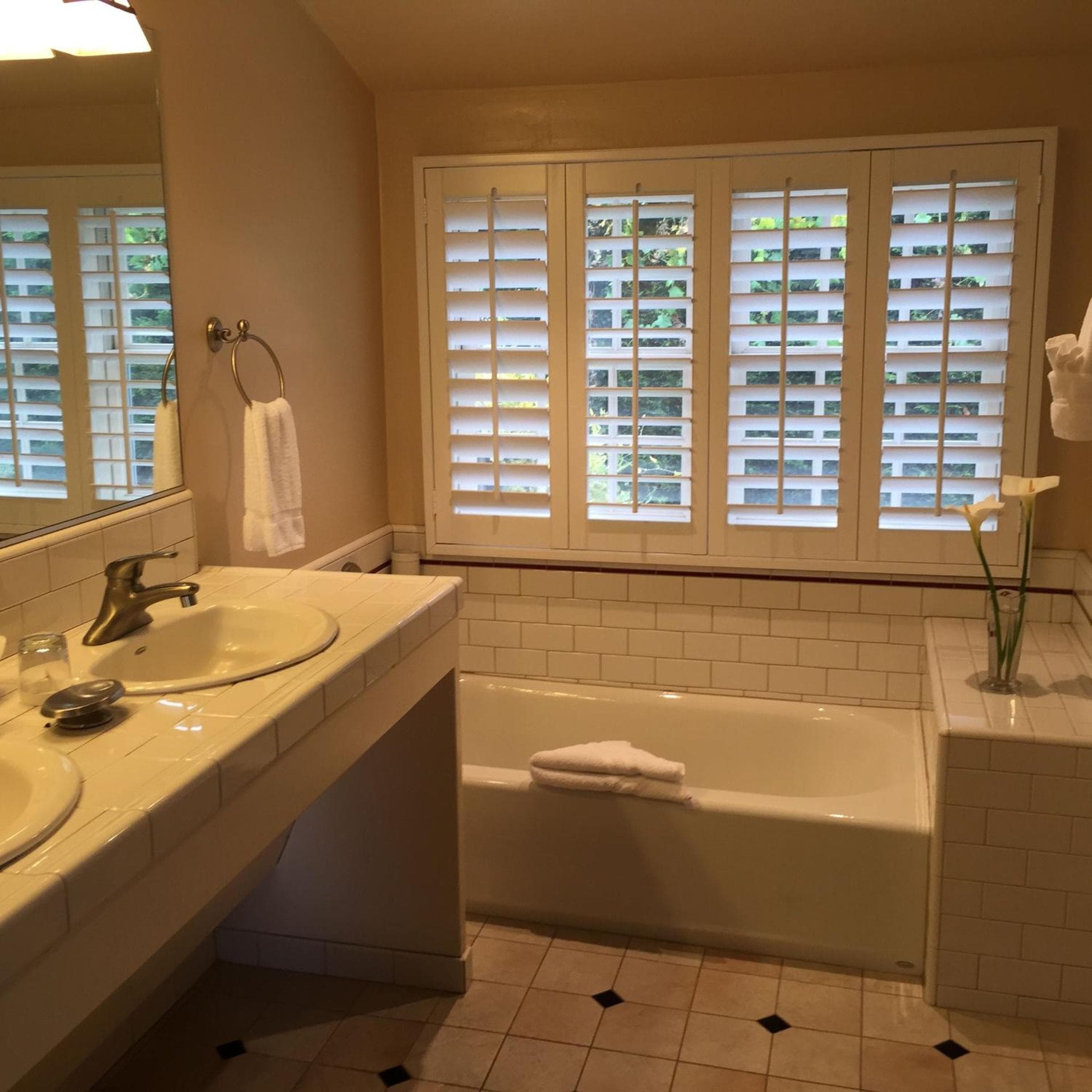 Carmel River Inn