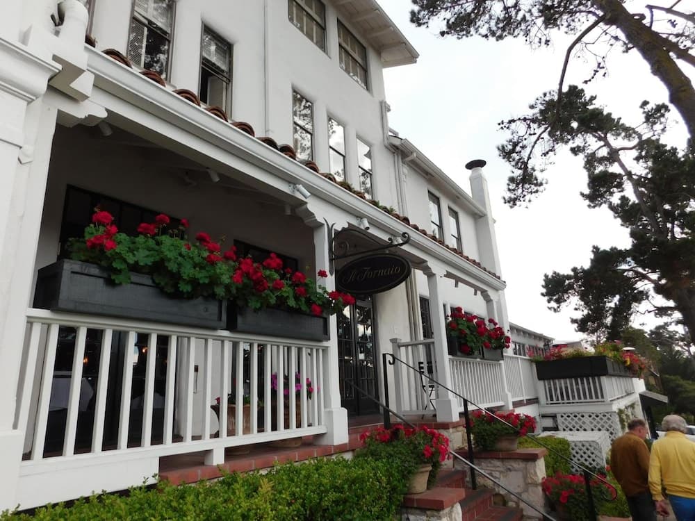 Pine Inn